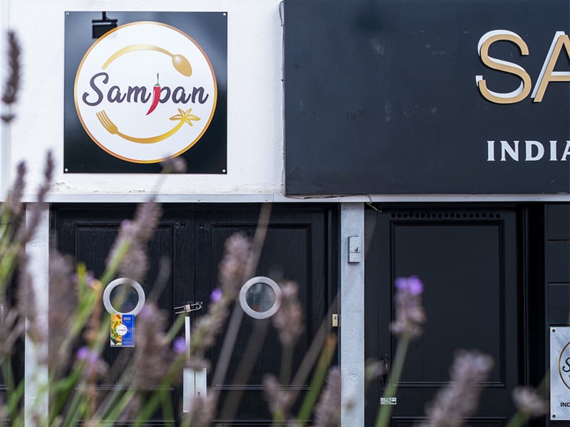 Sampan
