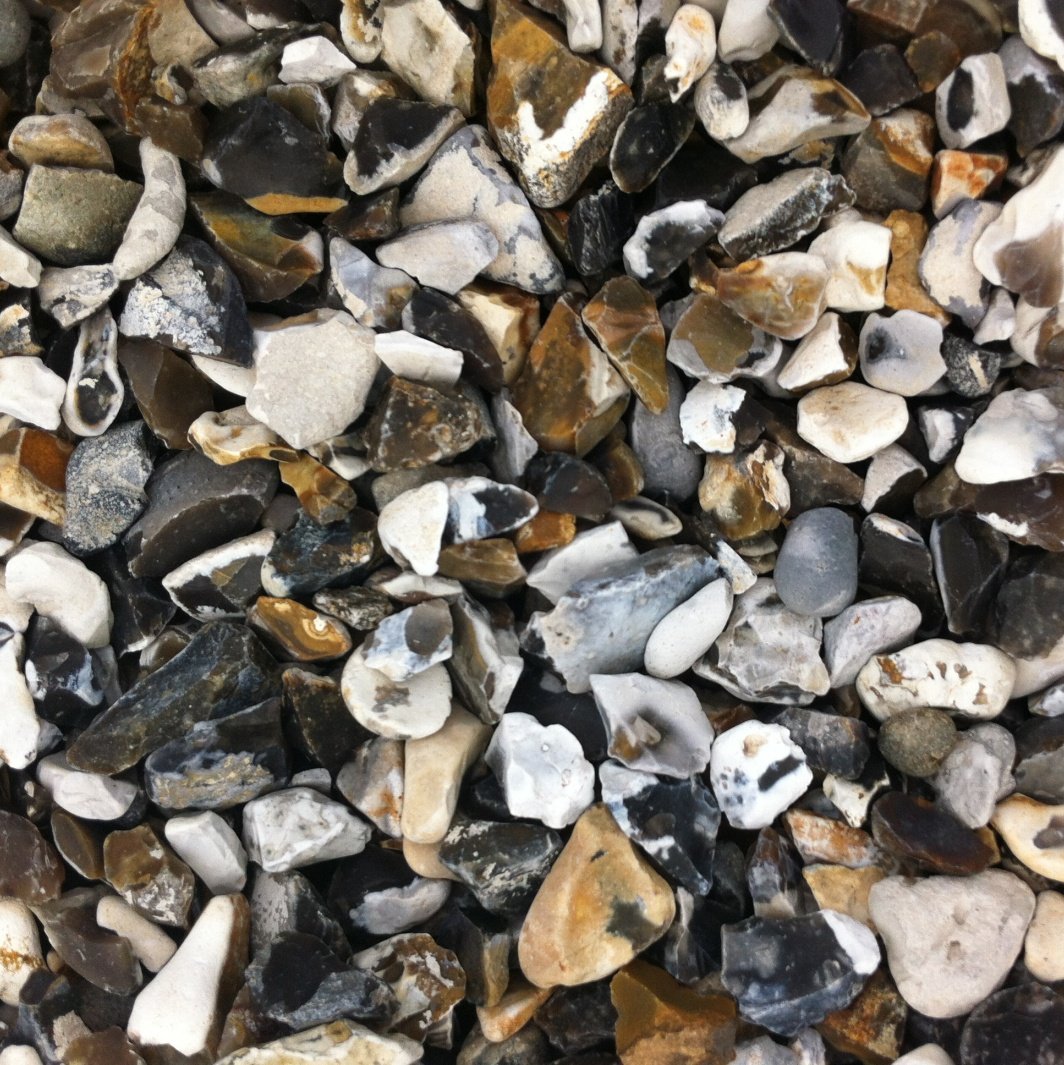 Decorative gravel and chippings
