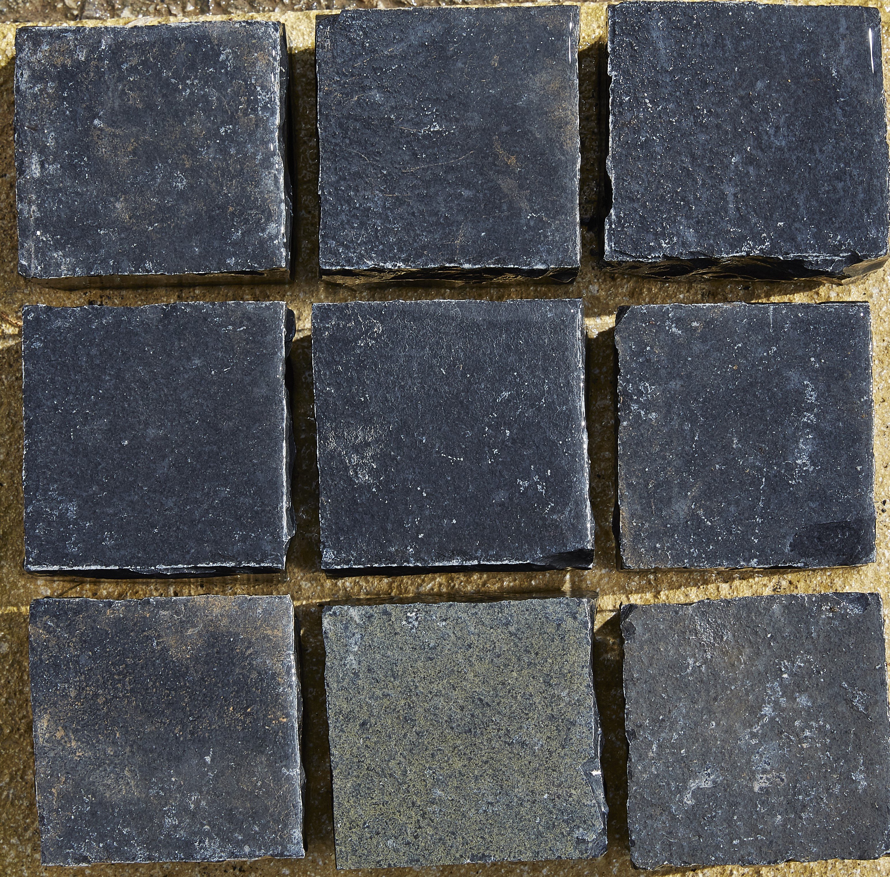 Black Limestone Sett - 100 x 100mm