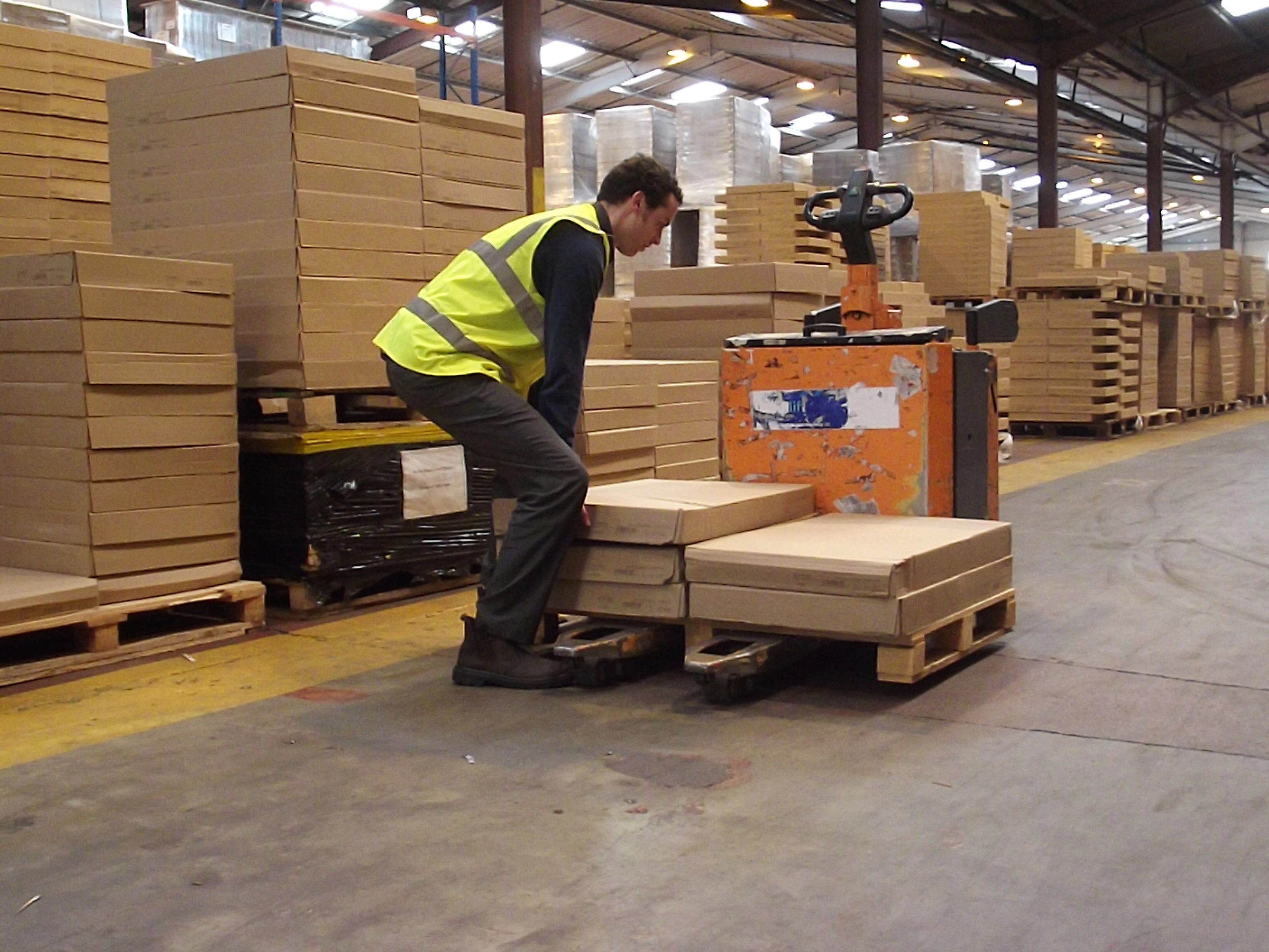 OFI Manual Handling trainer teaching safer lifting technique