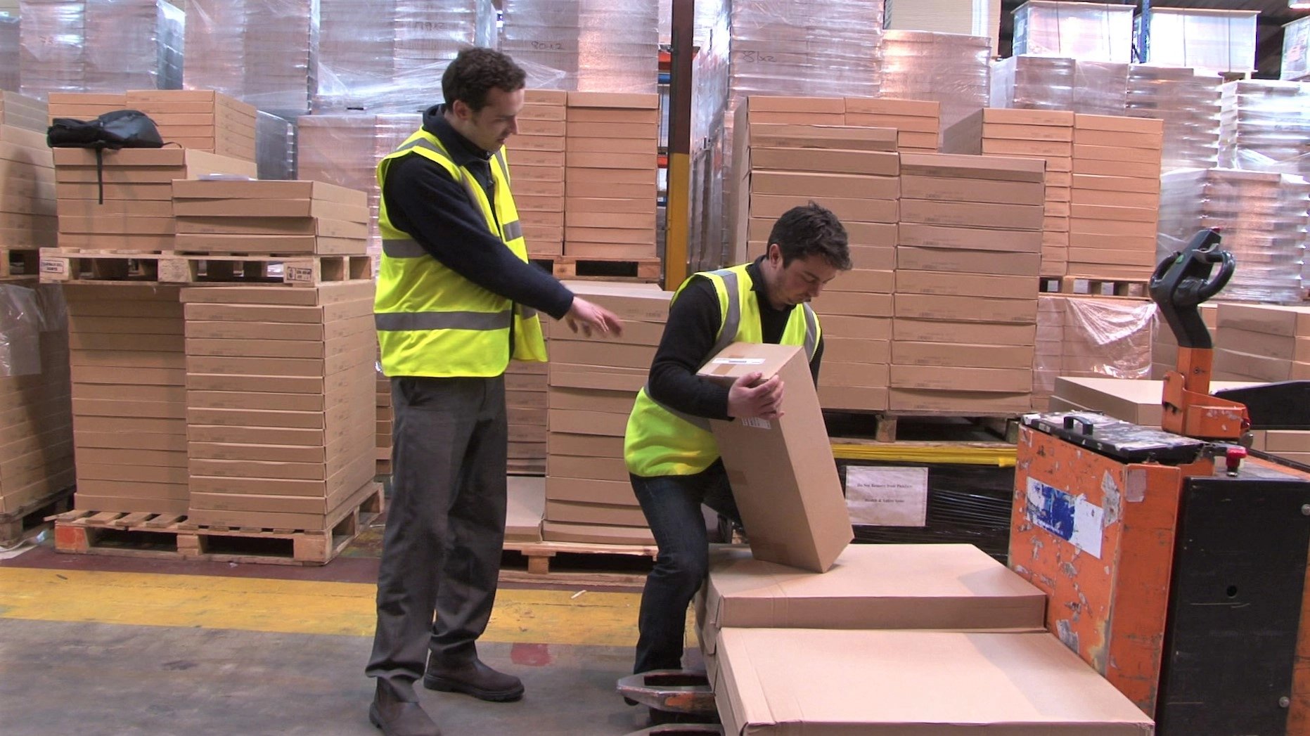 Laurence-Teaches-Lifting-001