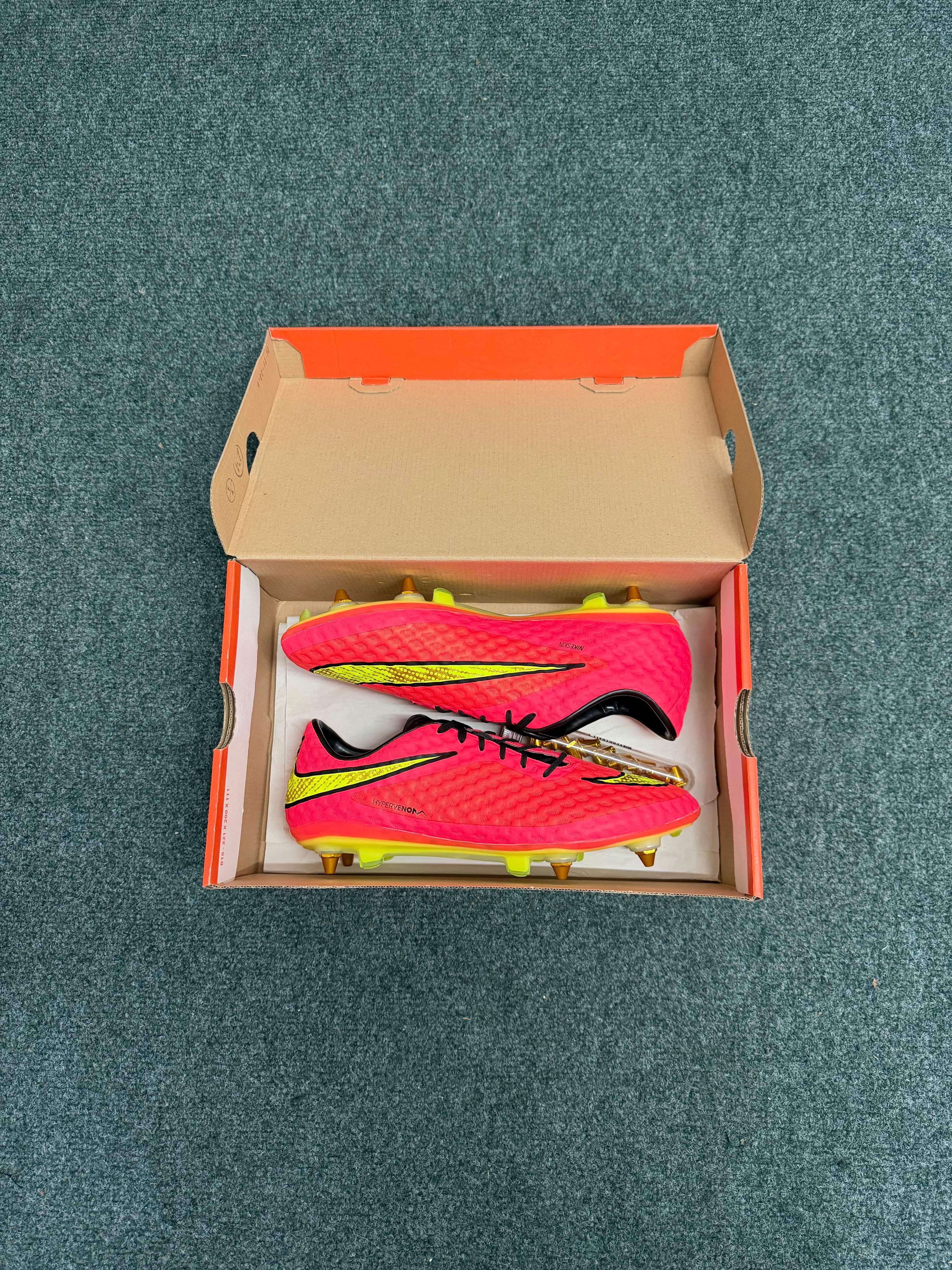 Nike Hypervenom Phantom SG-Pro