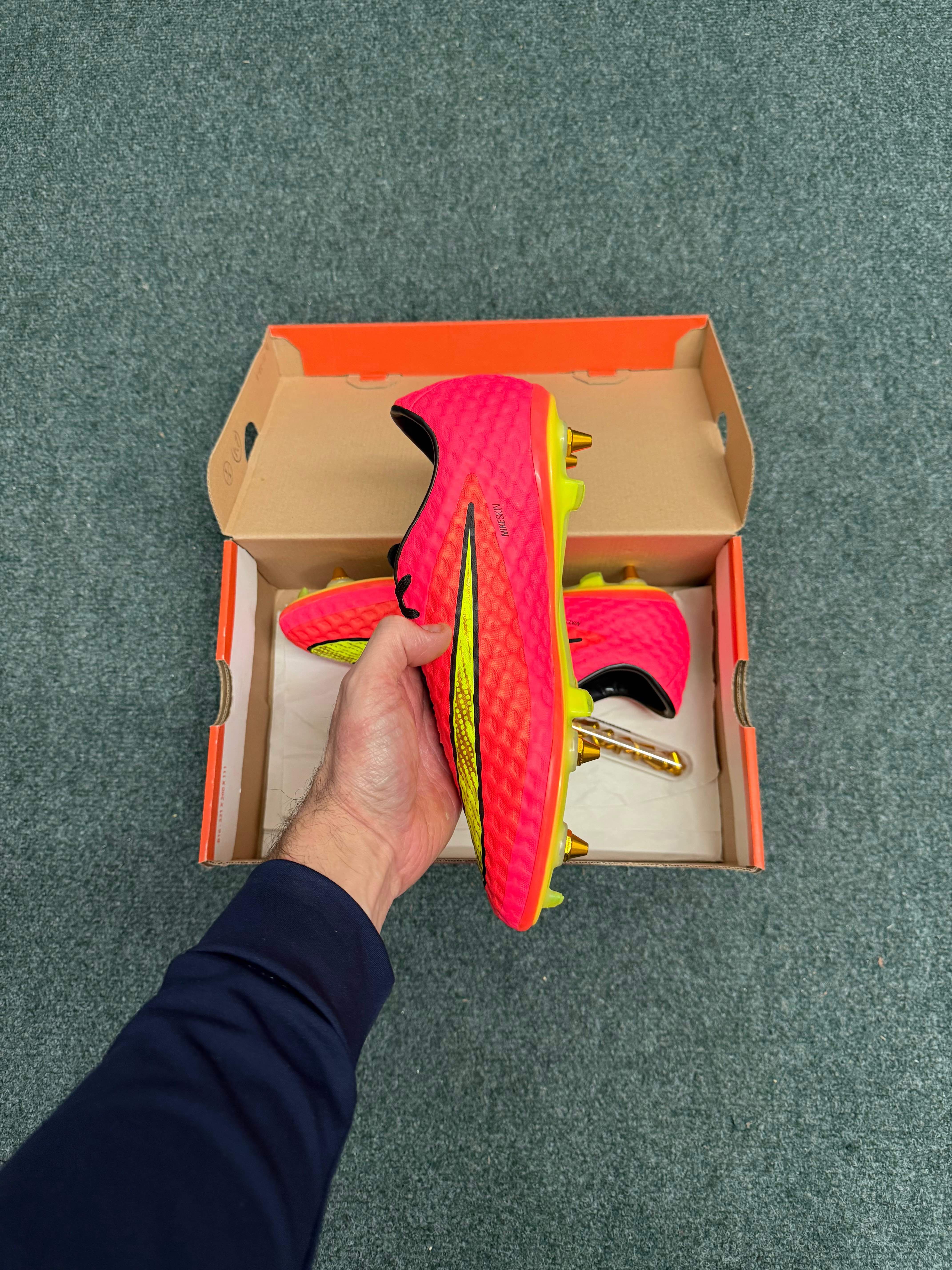 Nike Hypervenom Phantom SG-Pro