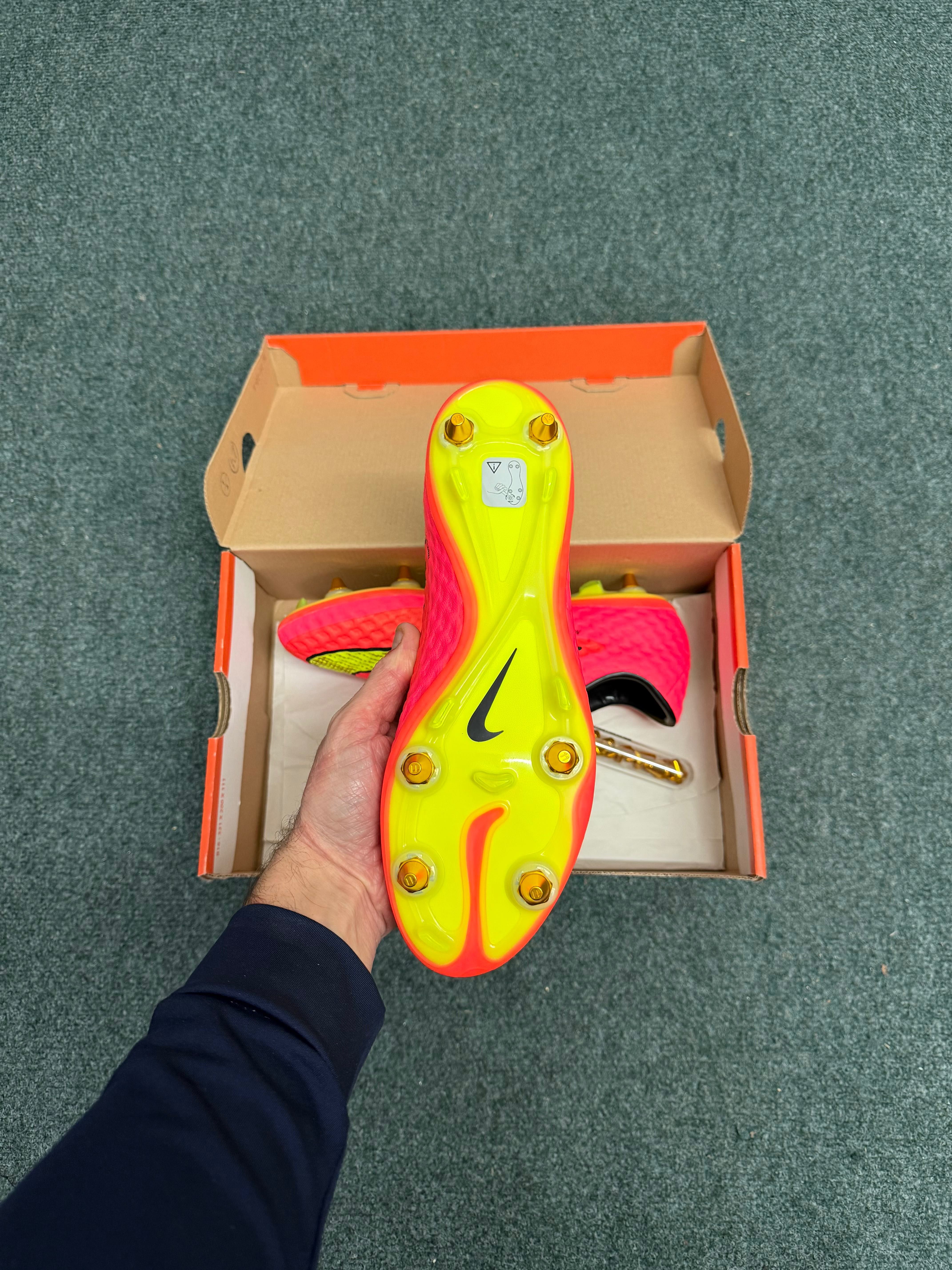 Nike Hypervenom Phantom SG-Pro