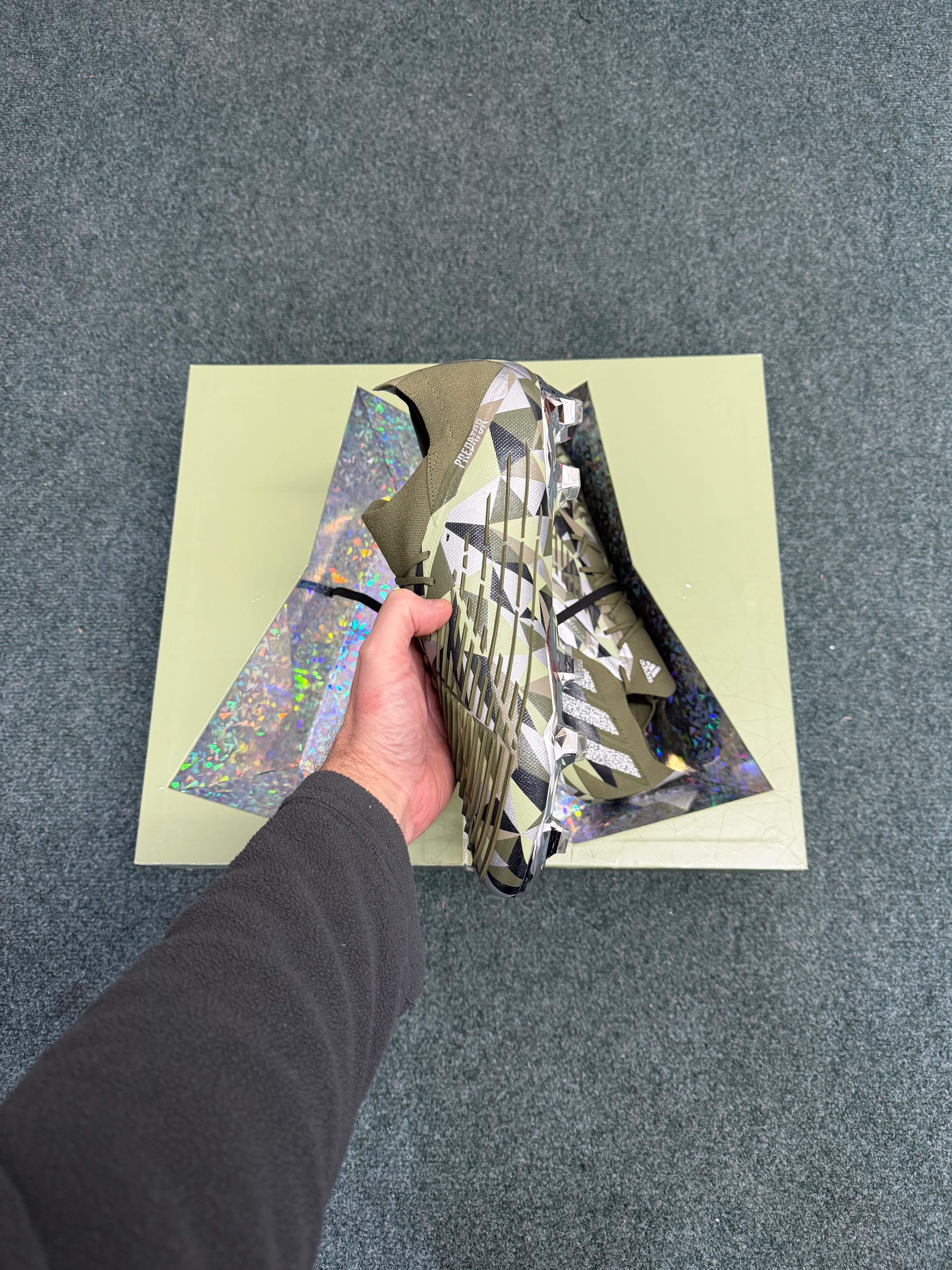 Adidas Predator Edge .1 Crystal Low FG