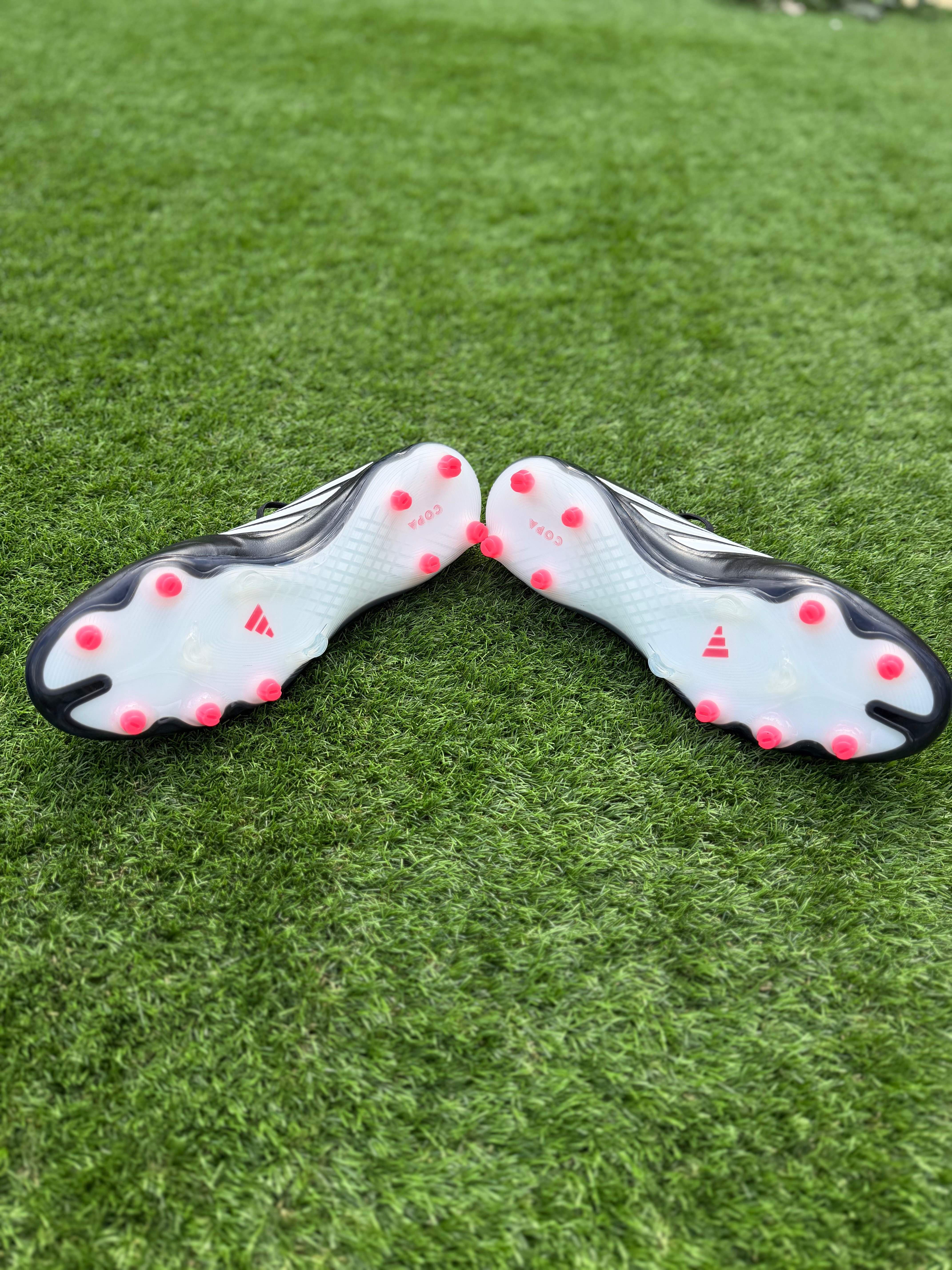 Adidas COPA Pure 4 Elite