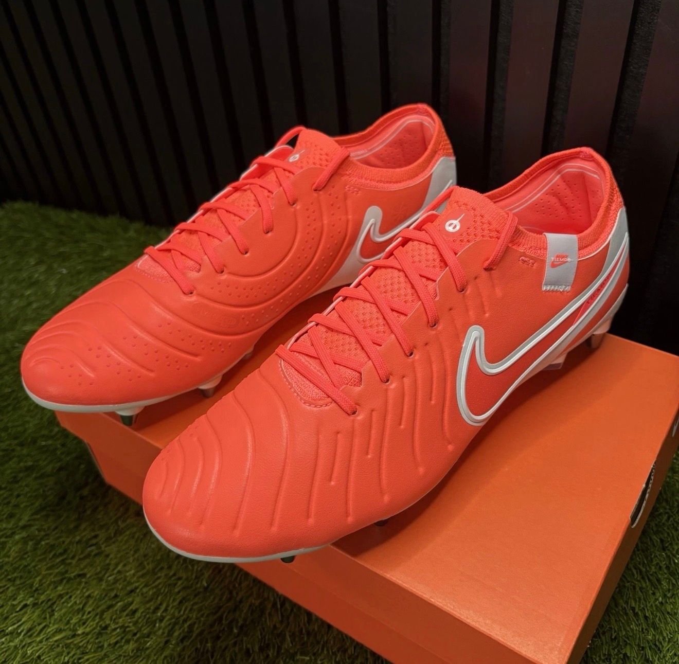 Nike Tiempo Legend 10 Elite SG Pro Player Edition