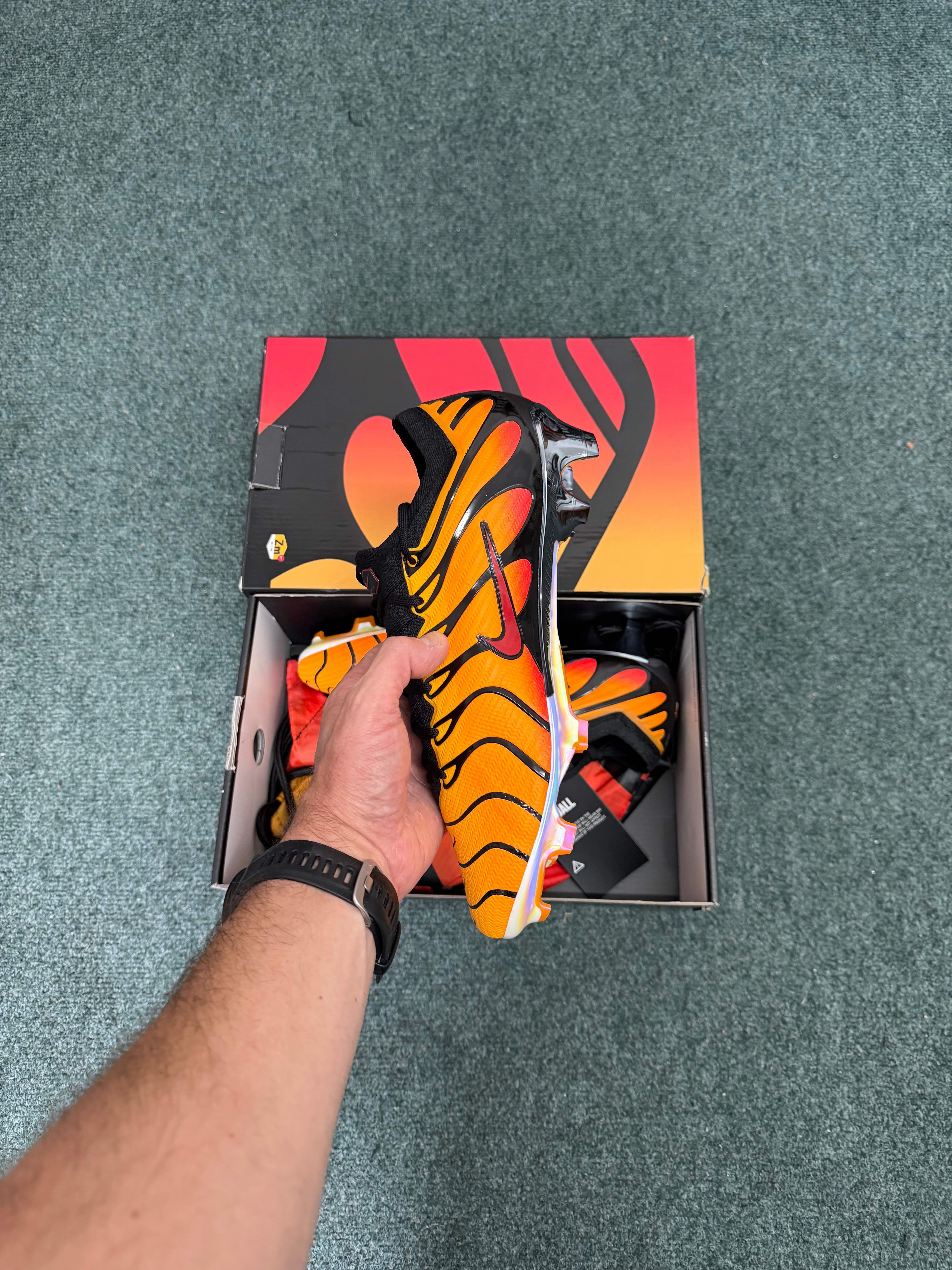 Nike Mercurial Zoom Vapor 15 AM Plus FG
