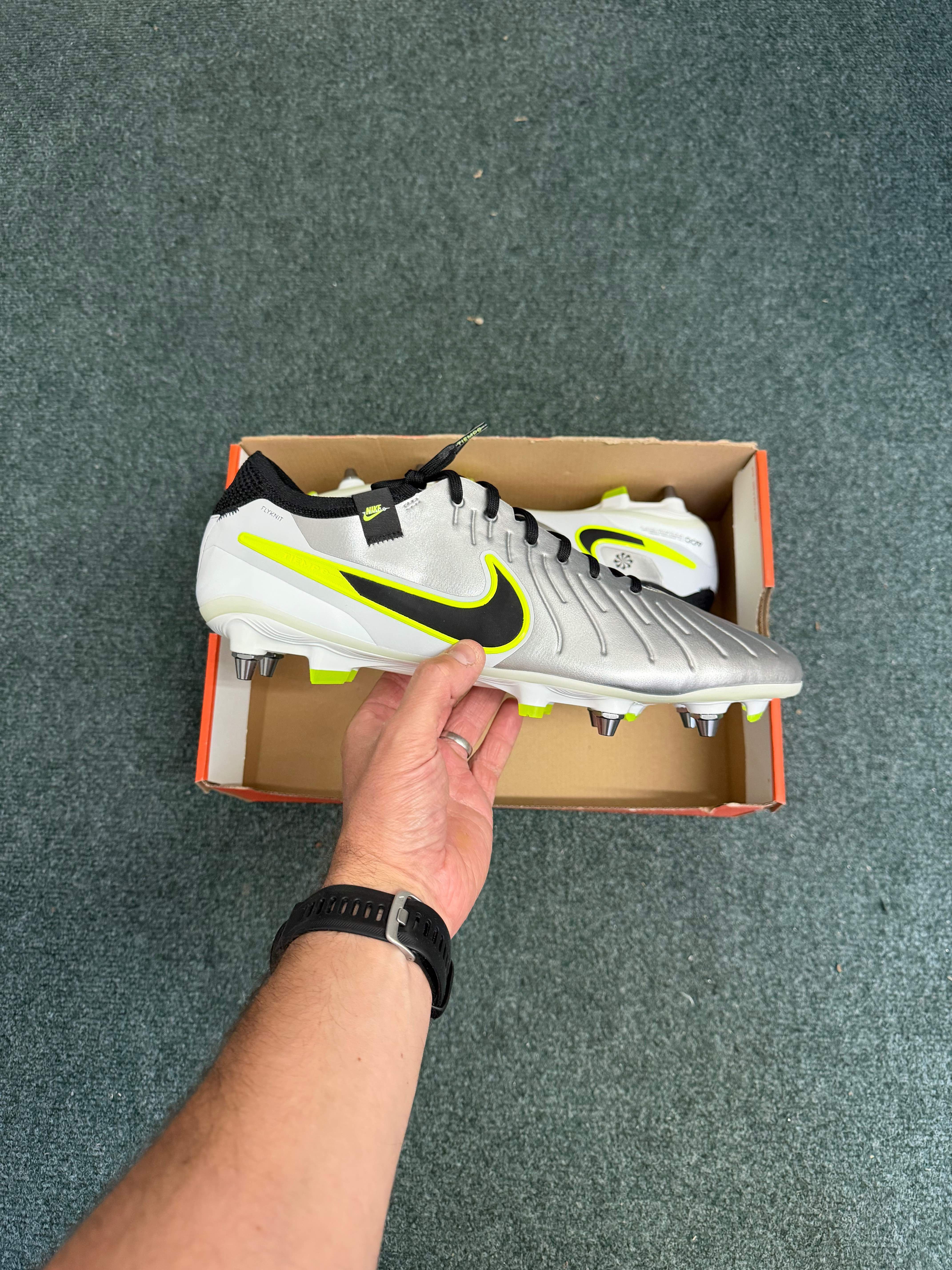 Nike Tiempo Legend 10 Elite SG Pro Player