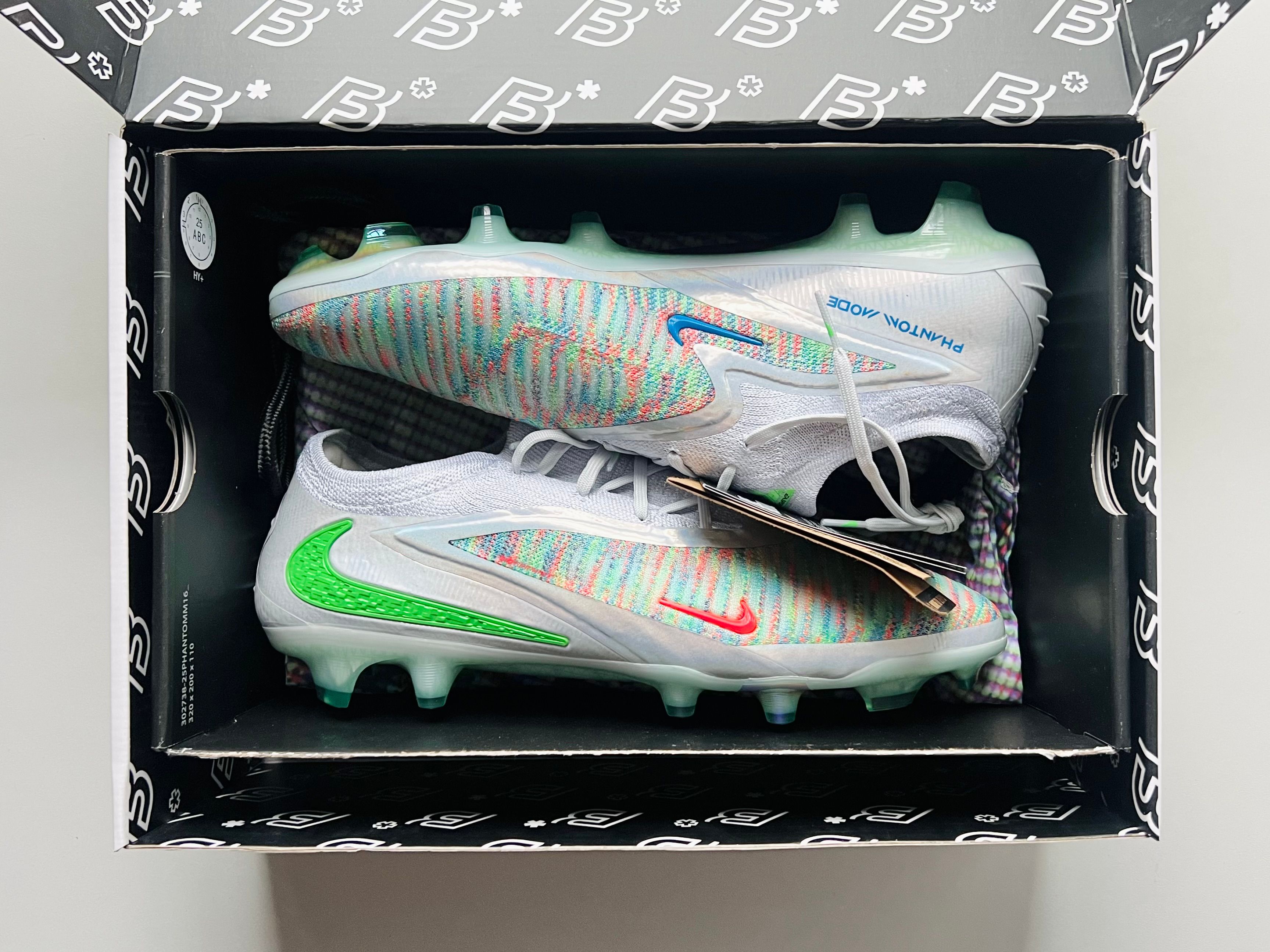 Nike Phantom 6 Elite Low Cut FG EAFC26 - Multicolor / Bright Crimson UK 10