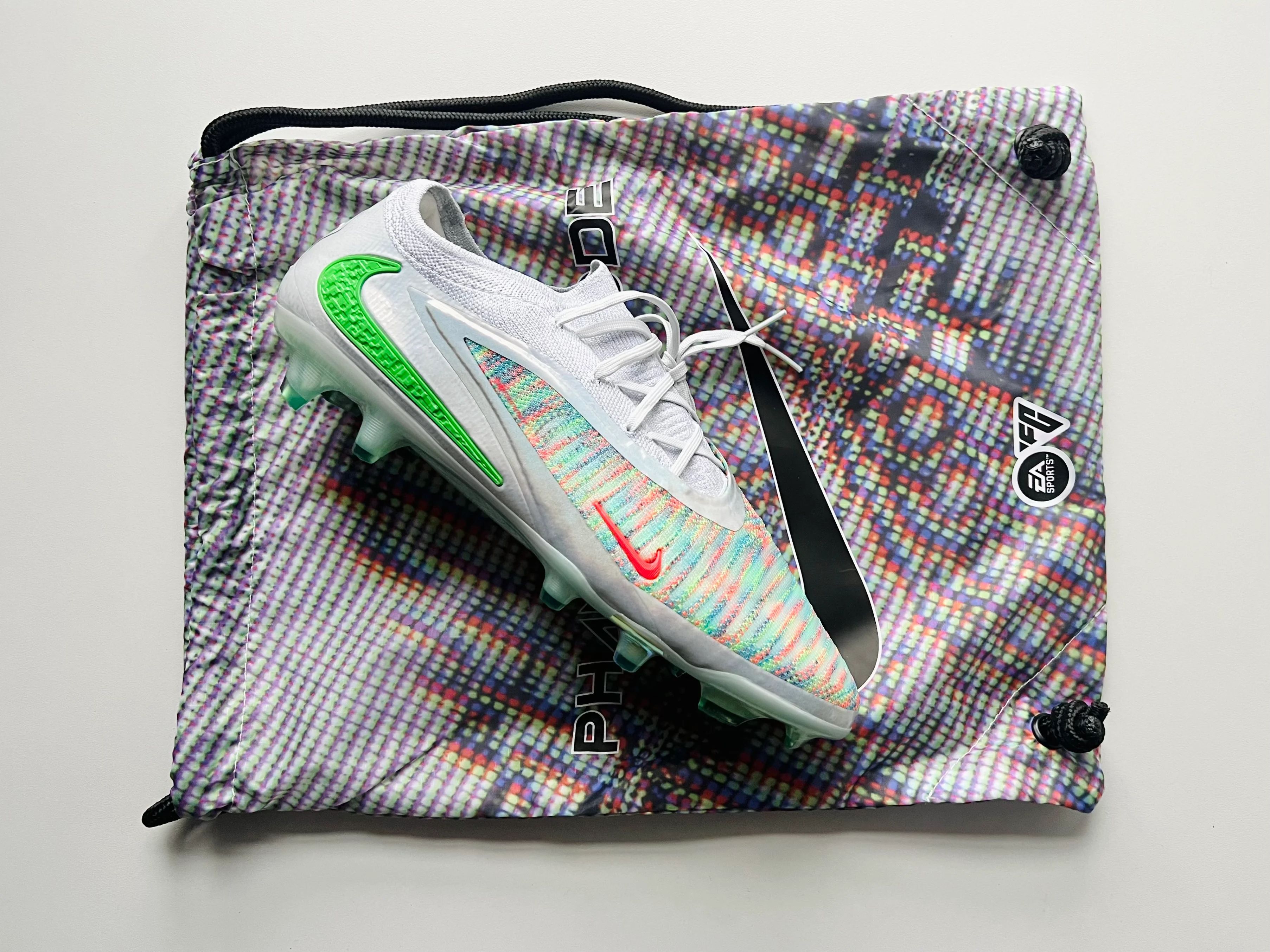 Nike Phantom 6 Elite Low Cut FG EAFC26 - Multicolor / Bright Crimson UK 10