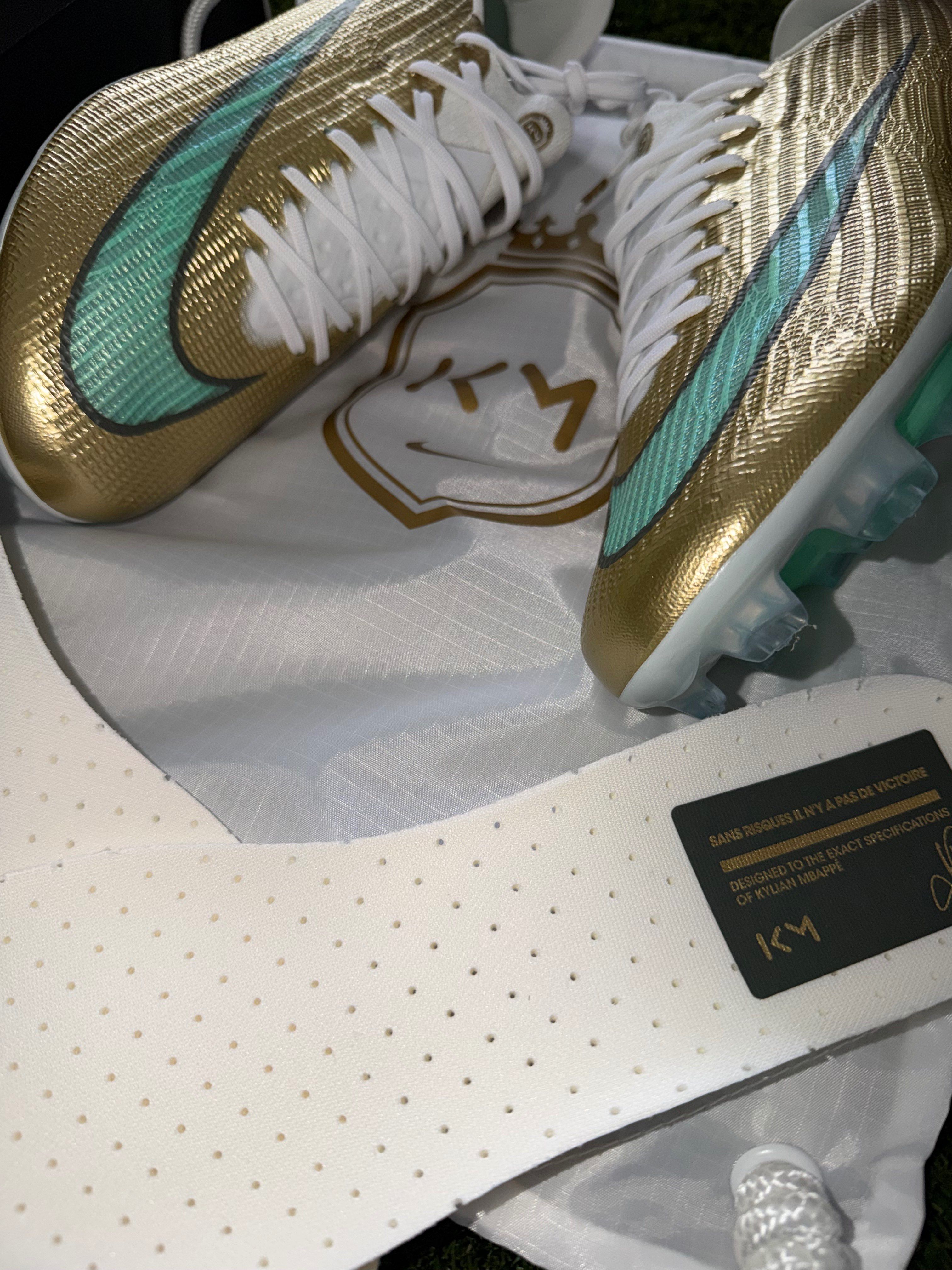 Nike Mercurial Superfly Elite Firm Ground Kylian Mbappe Gold