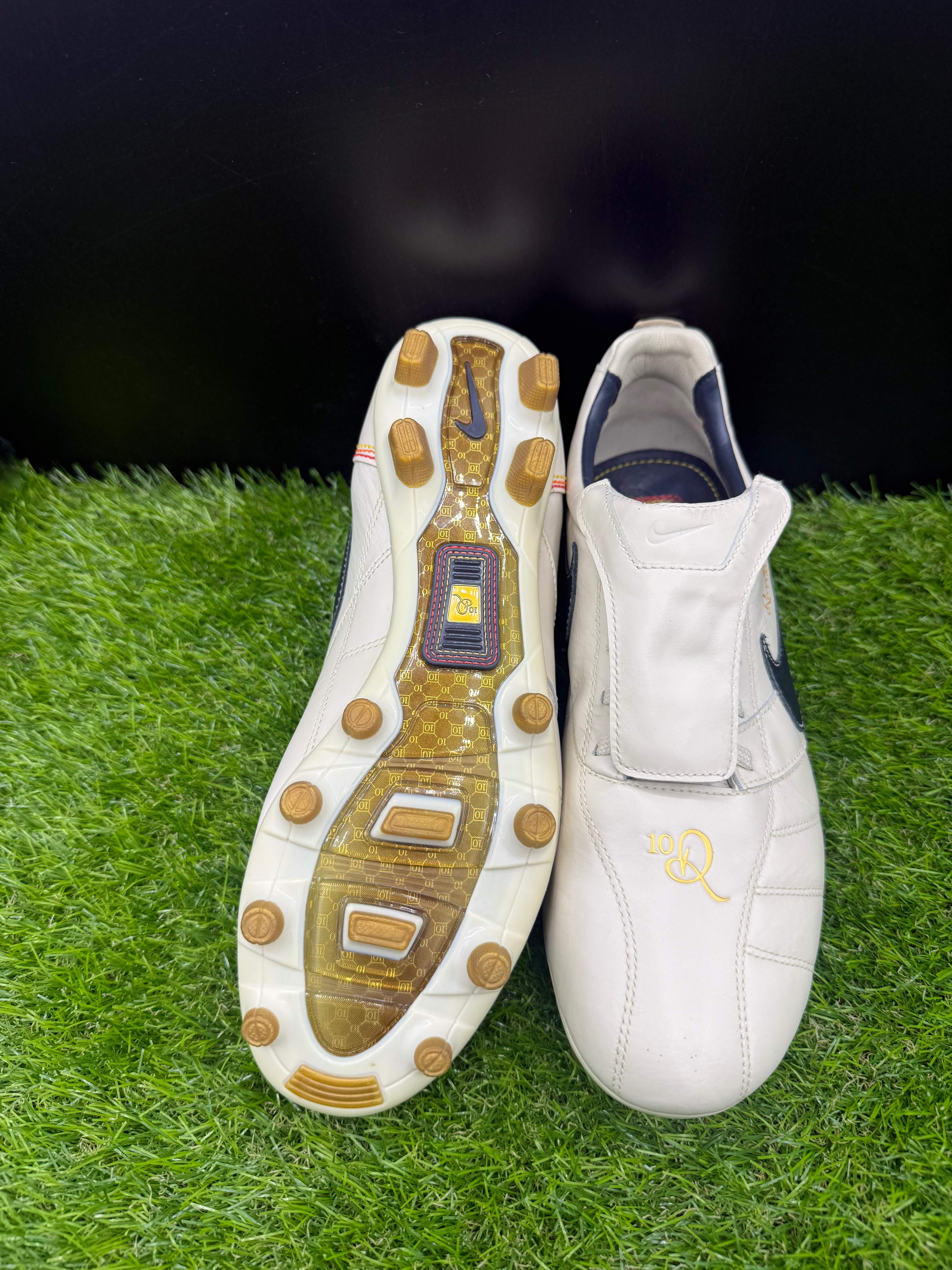 Nike Tiempo Ronaldinho R10 Pearl FG