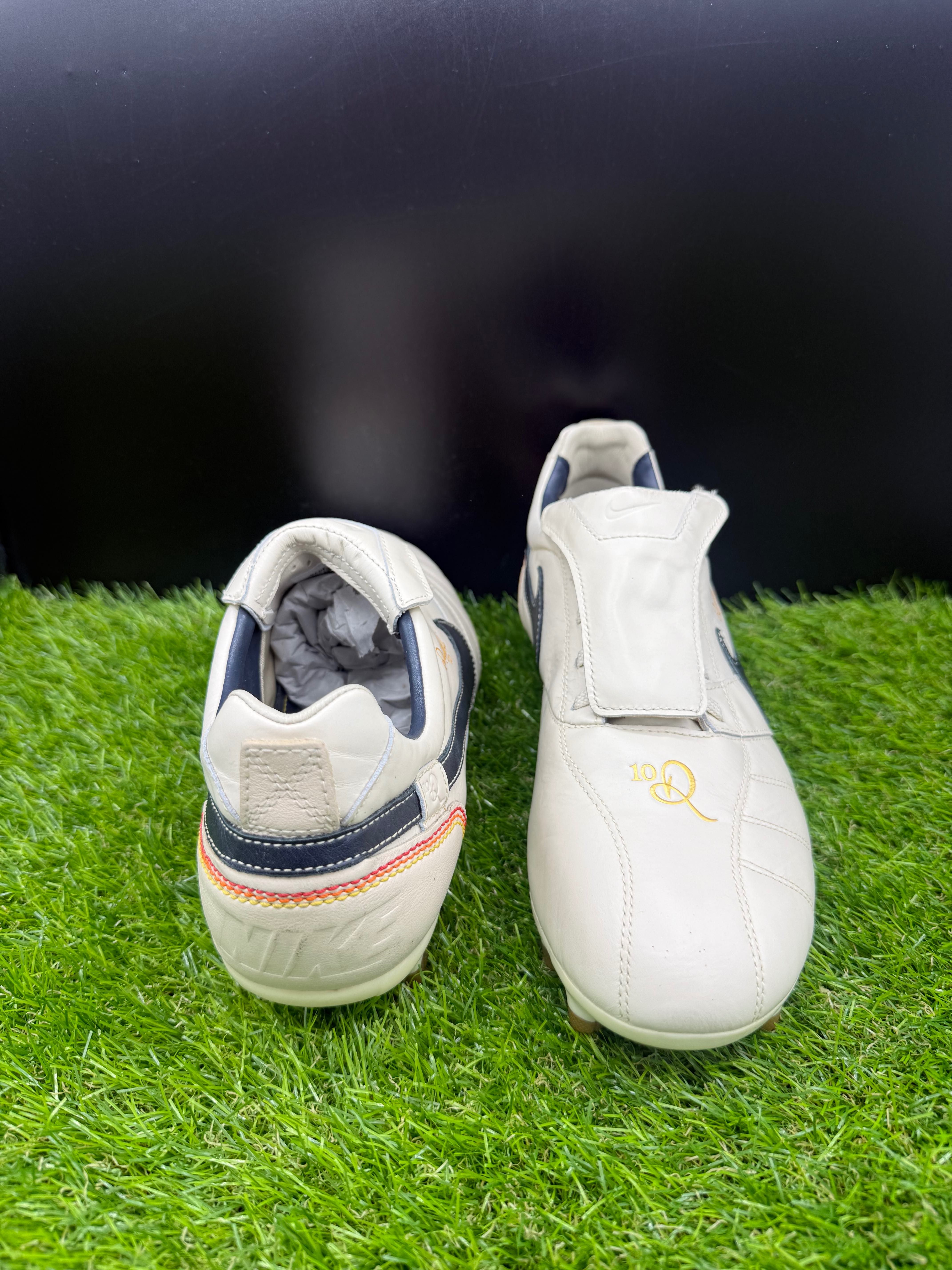 Nike Tiempo Ronaldinho R10 Pearl FG