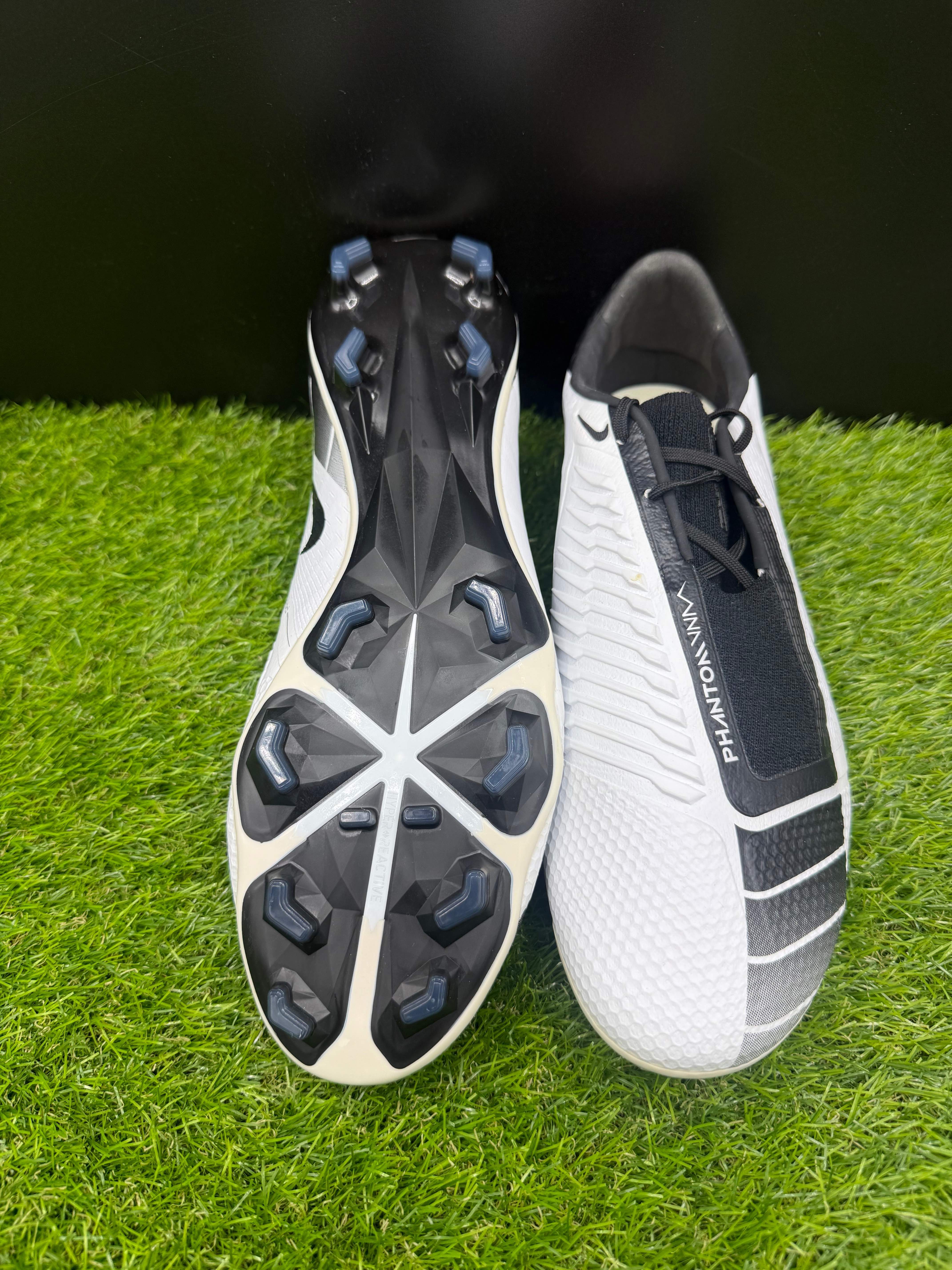 Nike Phantom Venom Elite DNA FG