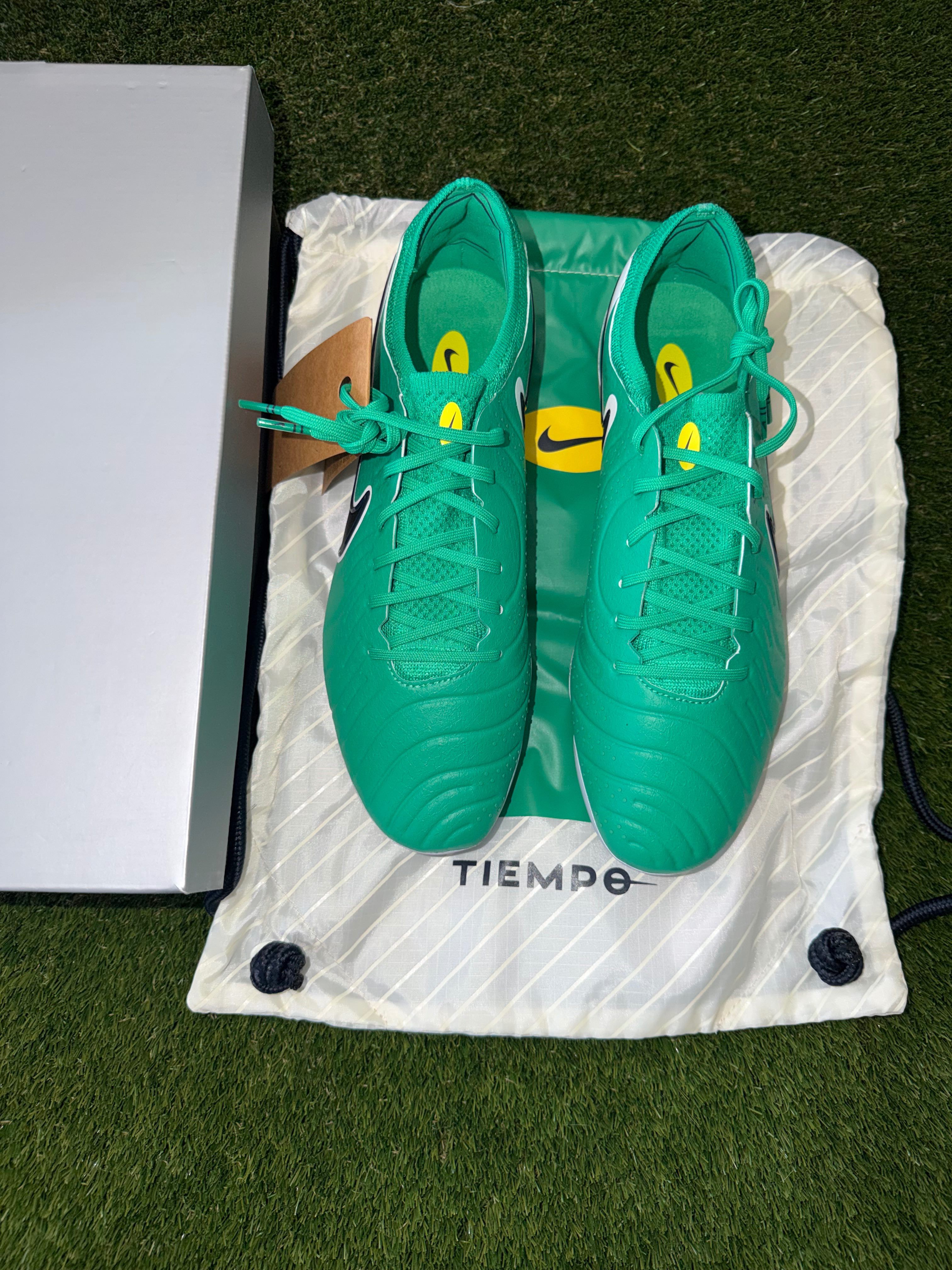 Nike Tiempo Legend 10 Elite Firm Ground Green 