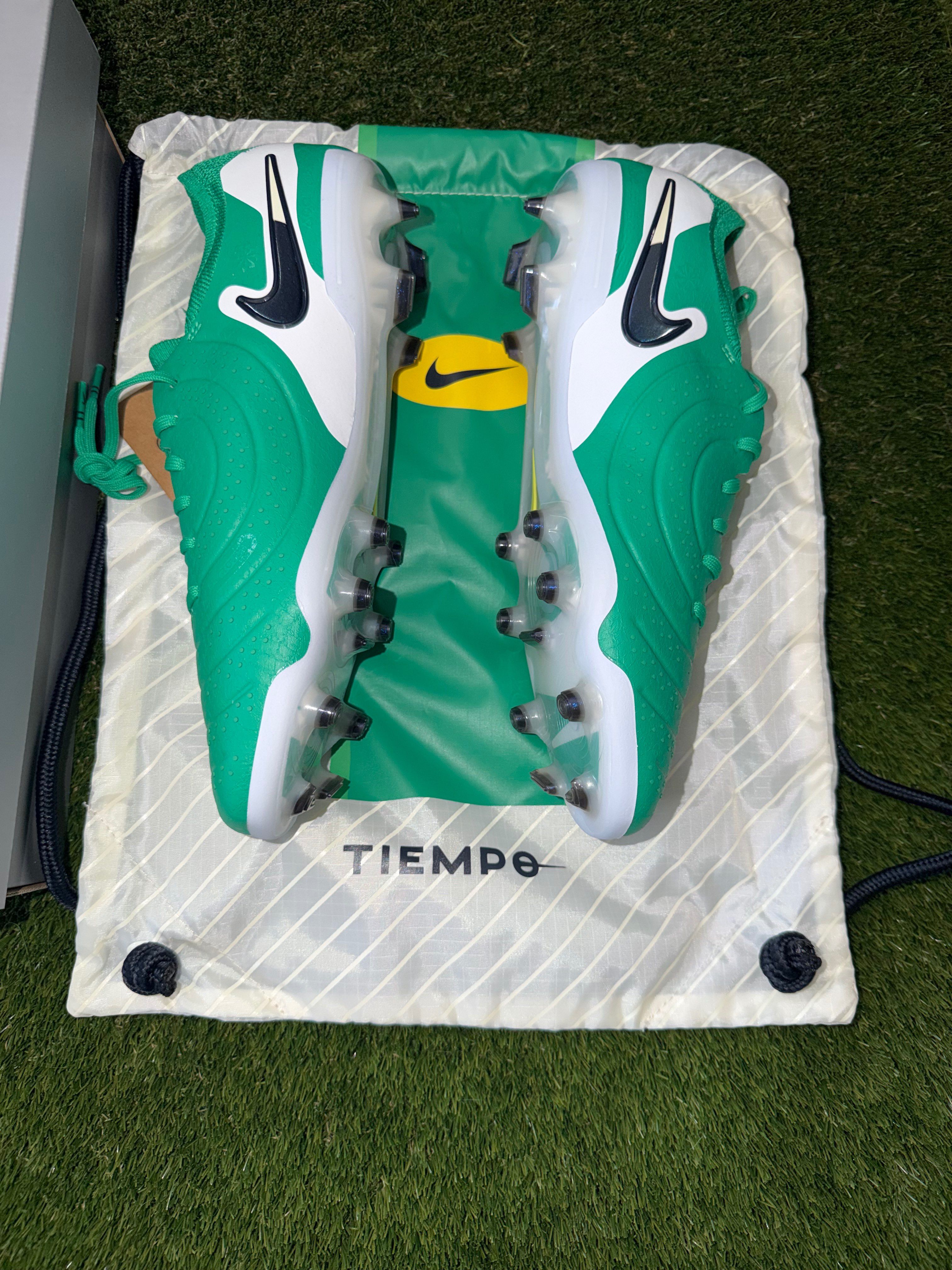 Nike Tiempo Legend 10 Elite Firm Ground Green 