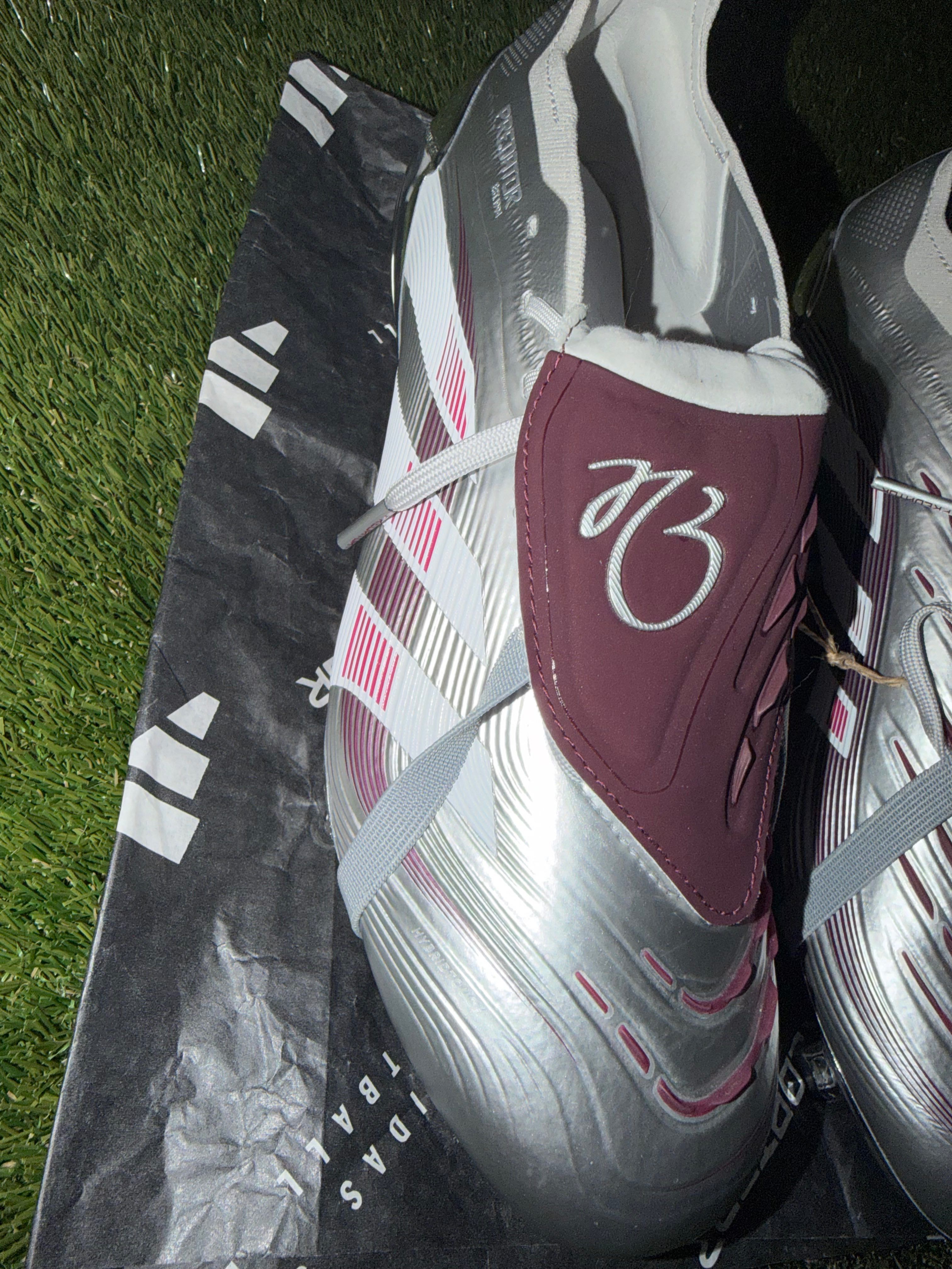 Adidas Predator Elite Tongue Silver / Burgundy FG