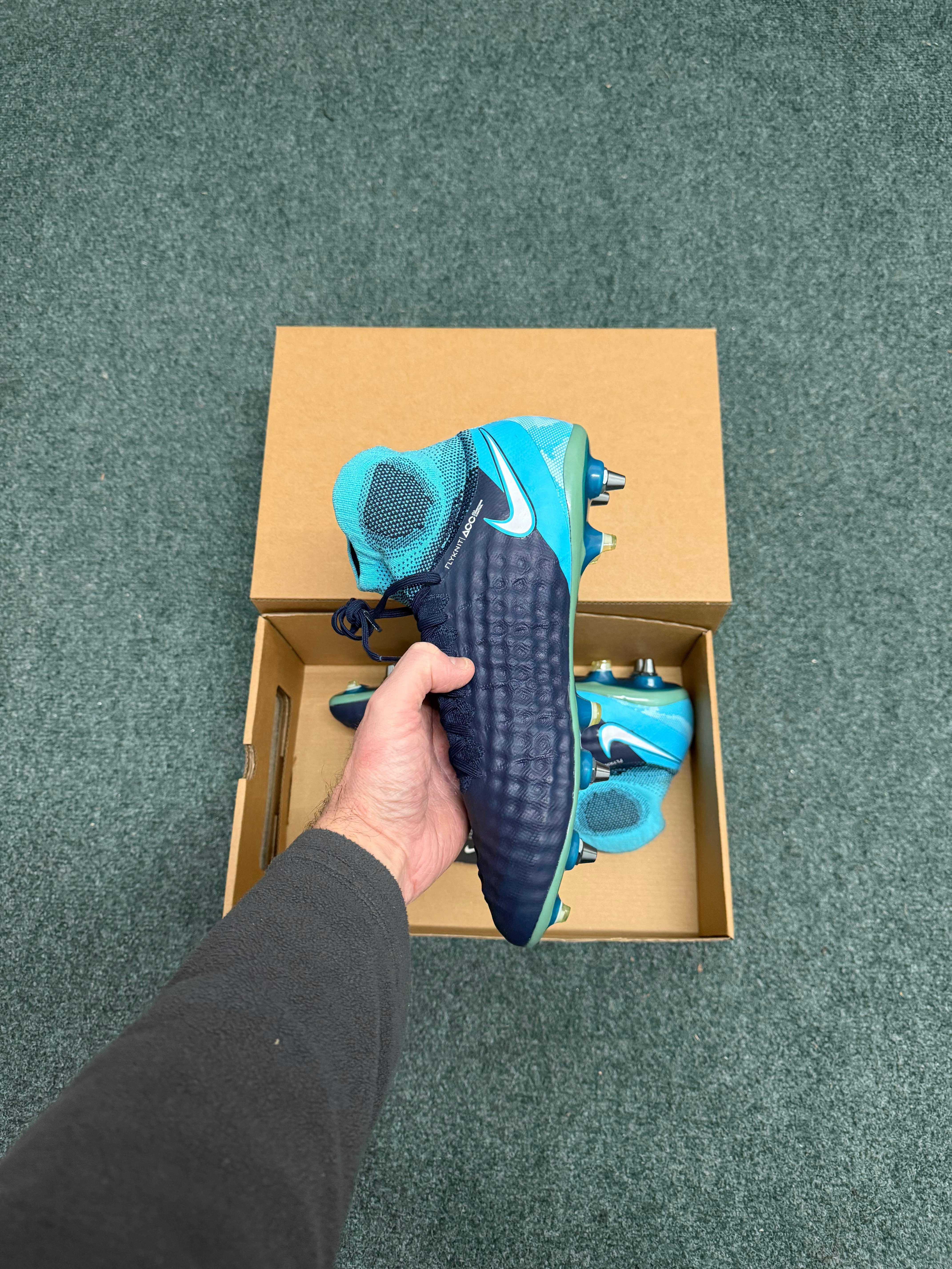 Nike Magista Obra 2 SG Pro