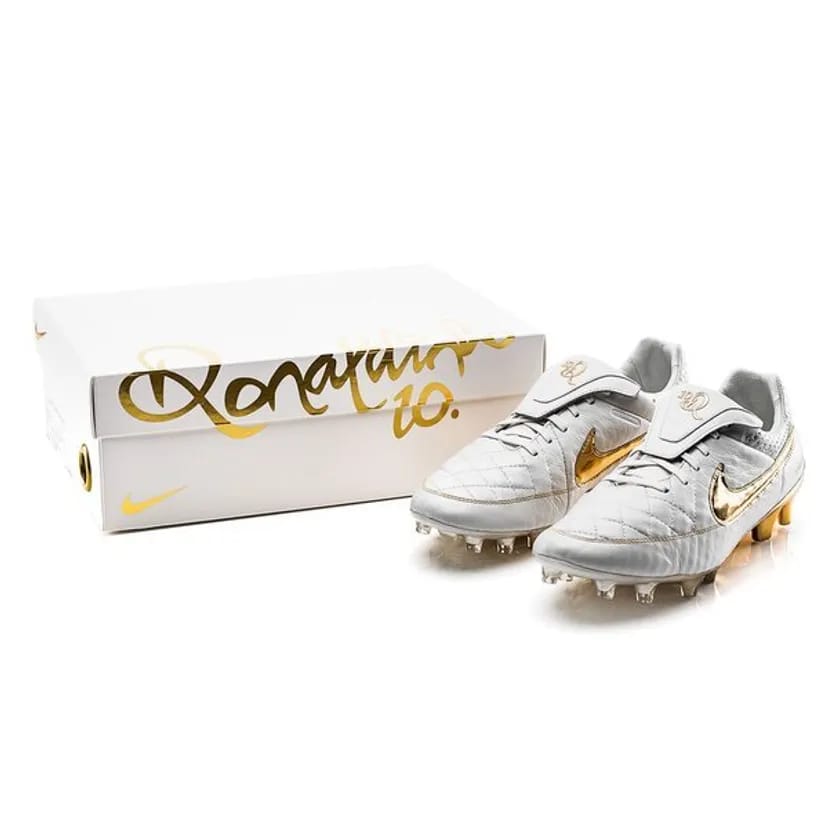 NIKE TIEMPO LEGEND V PREMIUM R10 FG TOUCH OF GOLD LIMITED EDITION
