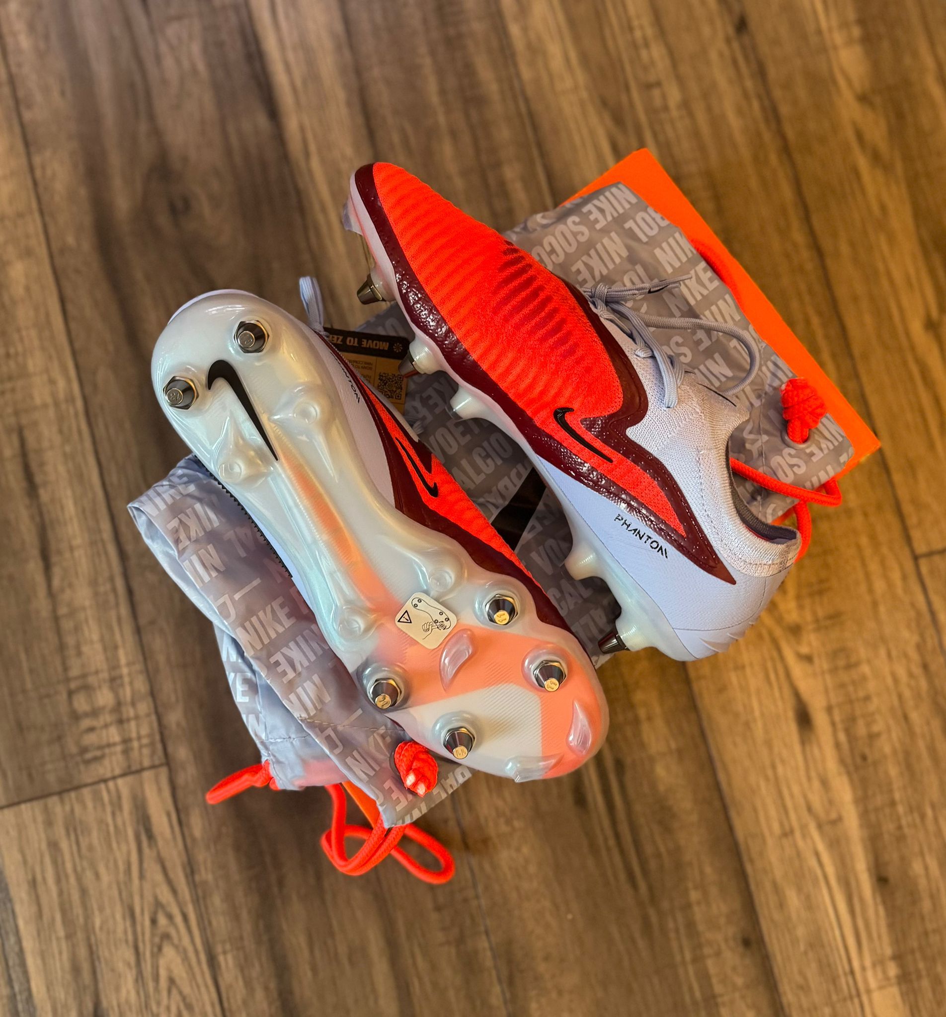 Nike Phantom 6 Low Elite SG Pro