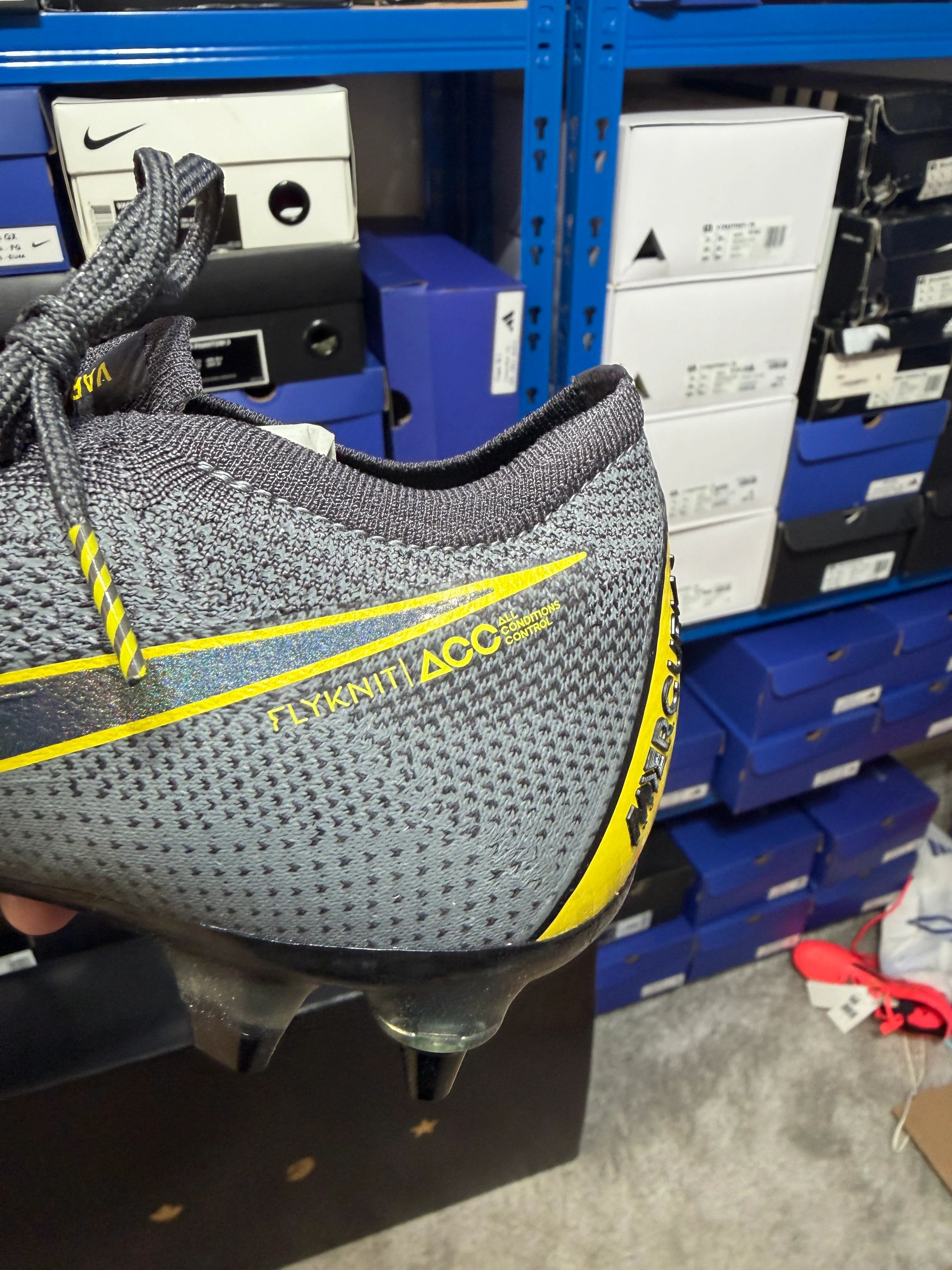 Nike Mercurial Vapor XII SG