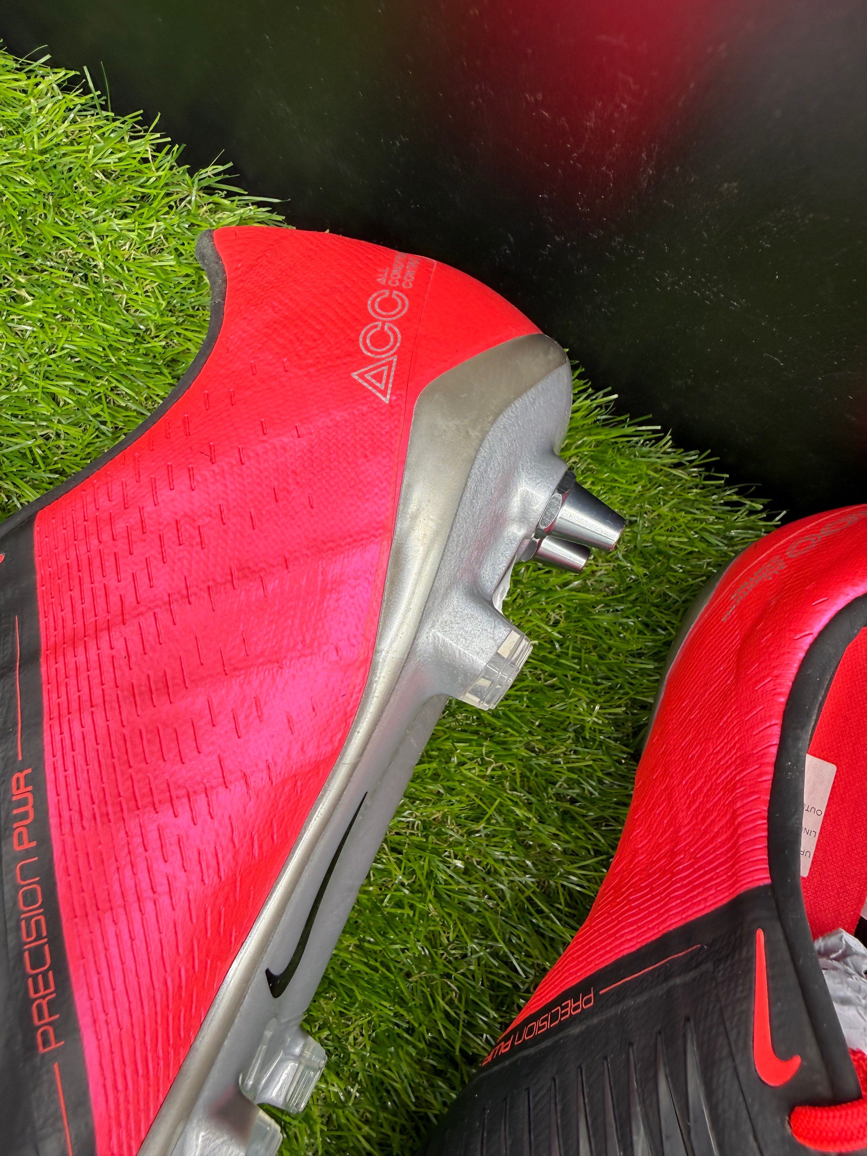 Nike Phantom Venom Elite SG-Pro