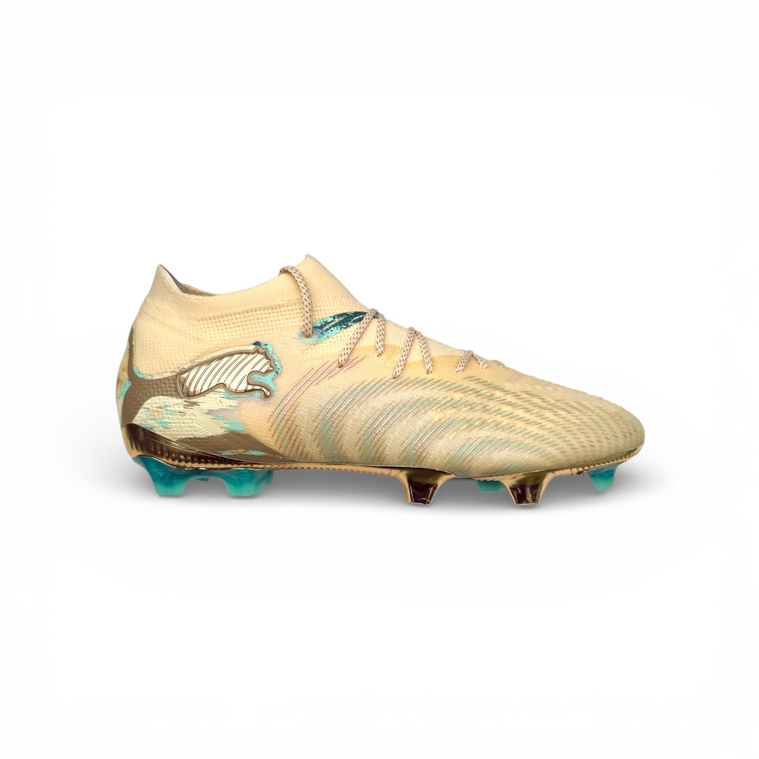 UMA FUTURE 9 ULTIMATE FG - CREAMY VANILLA/PUMA GOLD - Limited Edition - CNY