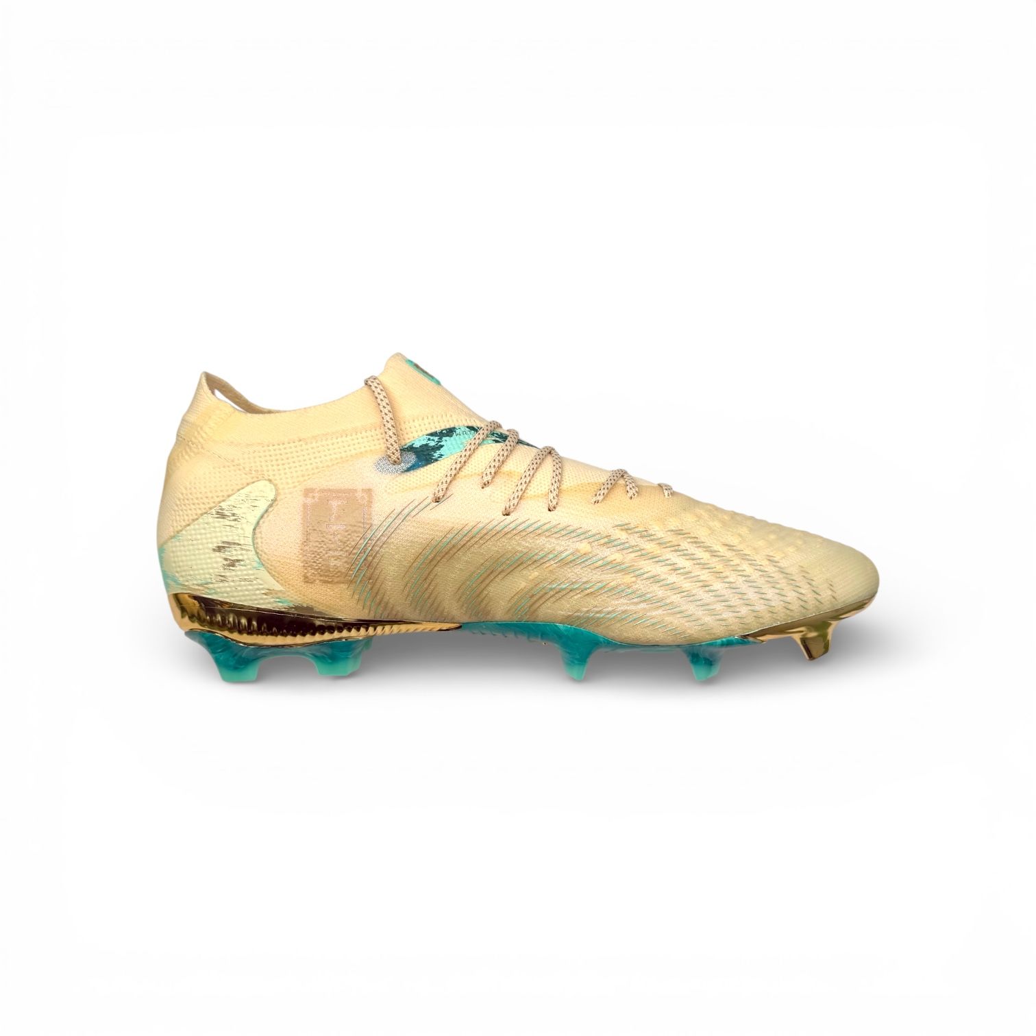 UMA FUTURE 9 ULTIMATE FG - CREAMY VANILLA/PUMA GOLD - Limited Edition - CNY