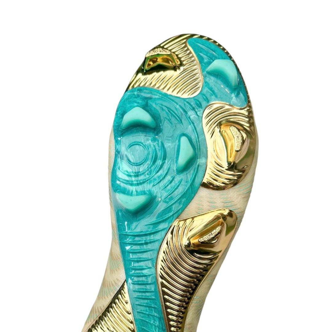 UMA FUTURE 9 ULTIMATE FG - CREAMY VANILLA/PUMA GOLD - Limited Edition - CNY