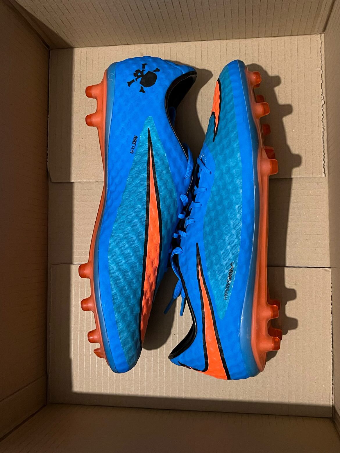 NIKE HYPERVENOM PHANTOM FG