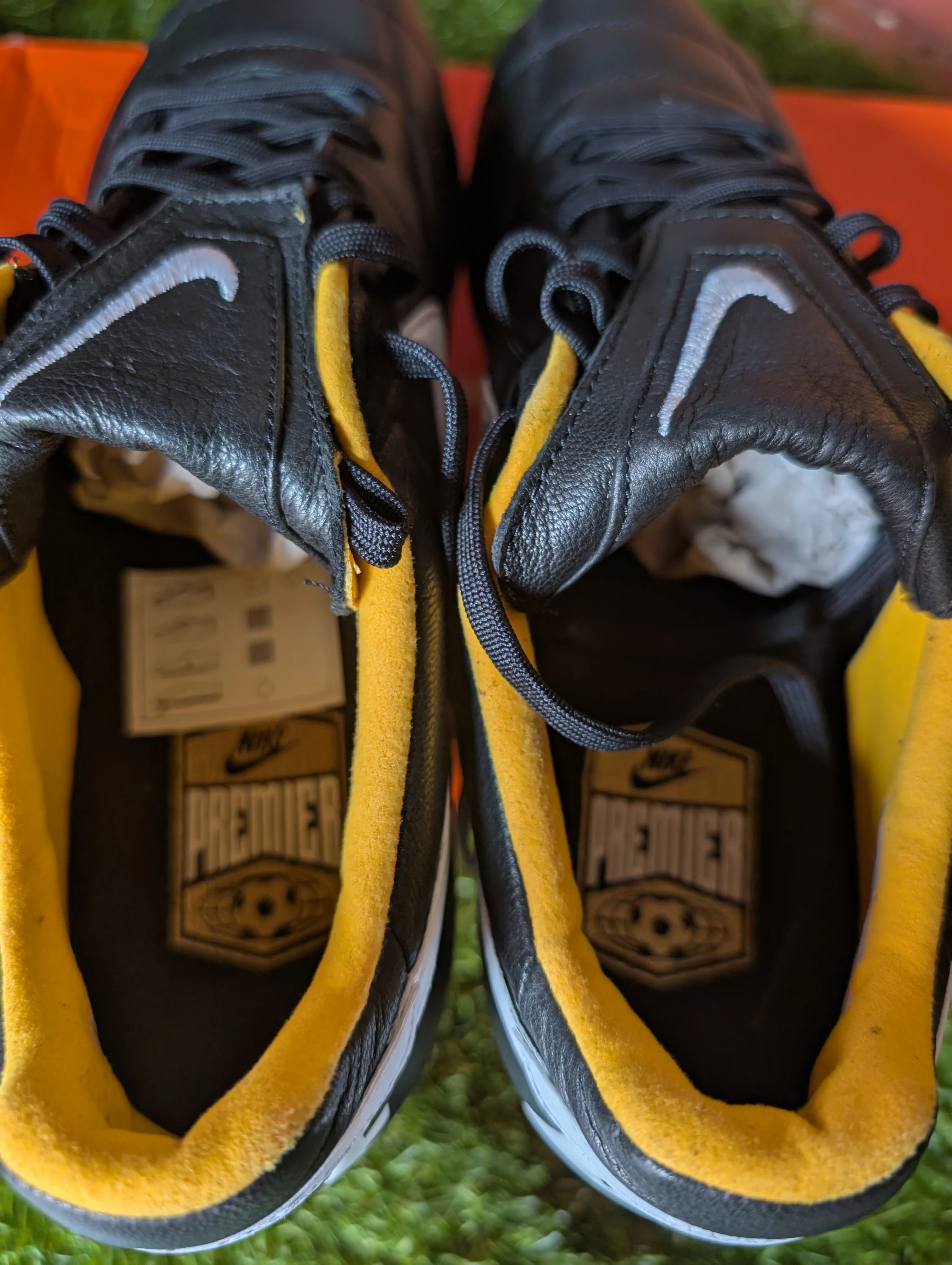 Nike Premier 1994 rereleased by Nike in 2020 rare boot. Brand New unworn Size 8.5 