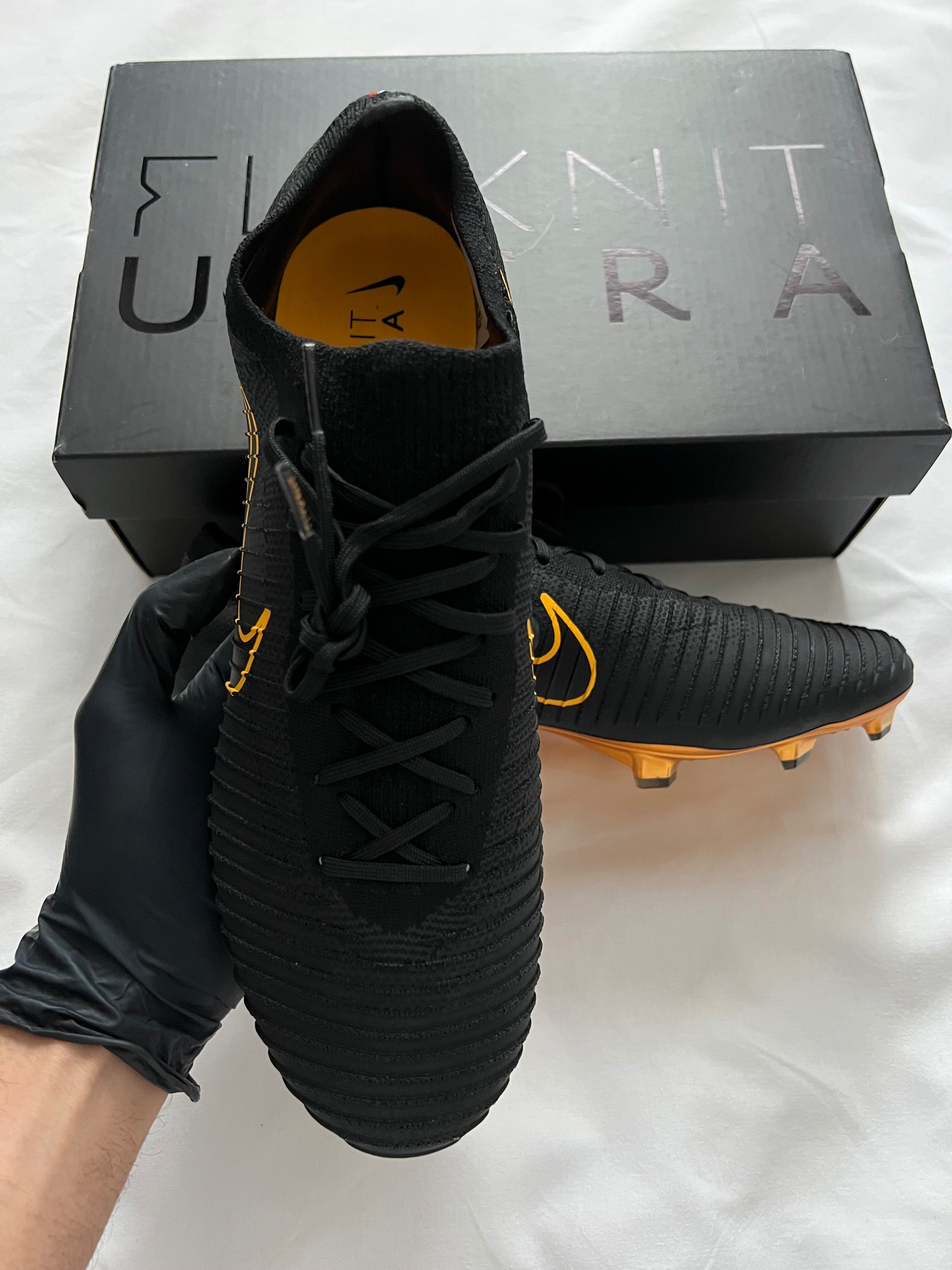 Nike Mecurial Flynit Ultra FG Black/Gold