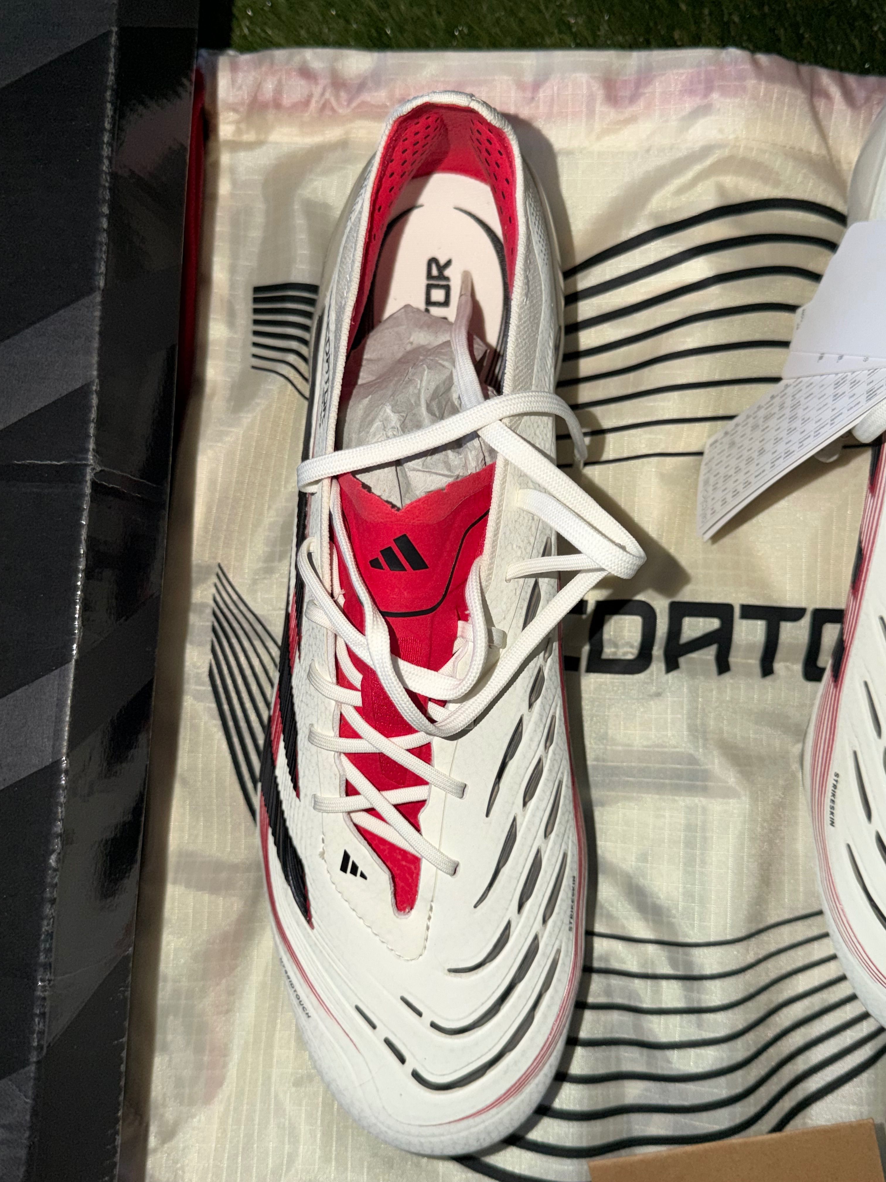 Adidas Predator Elite SG Laced Off White / Red