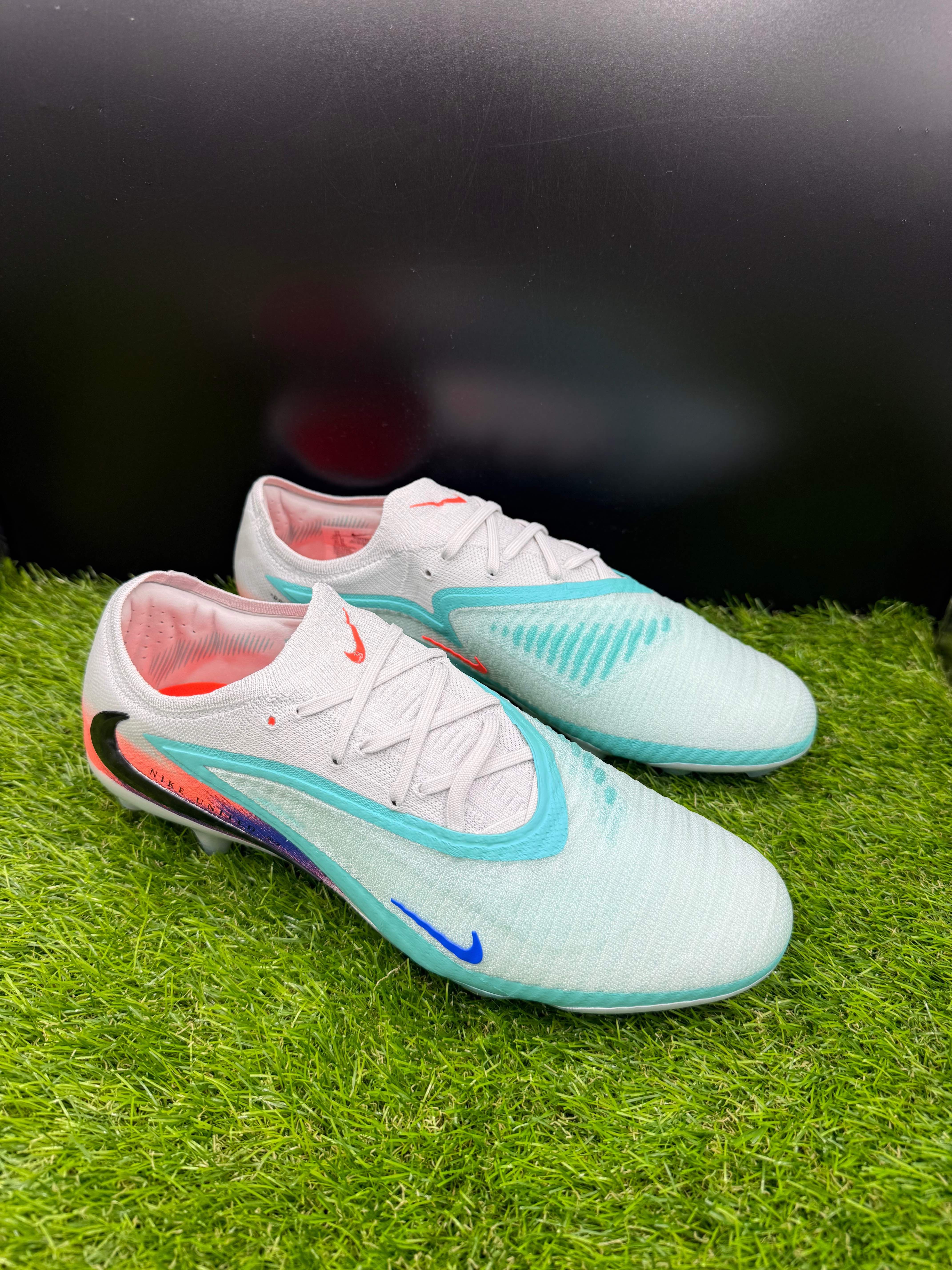 Nike Phantom 6 Low Elite NU2 SG-Pro