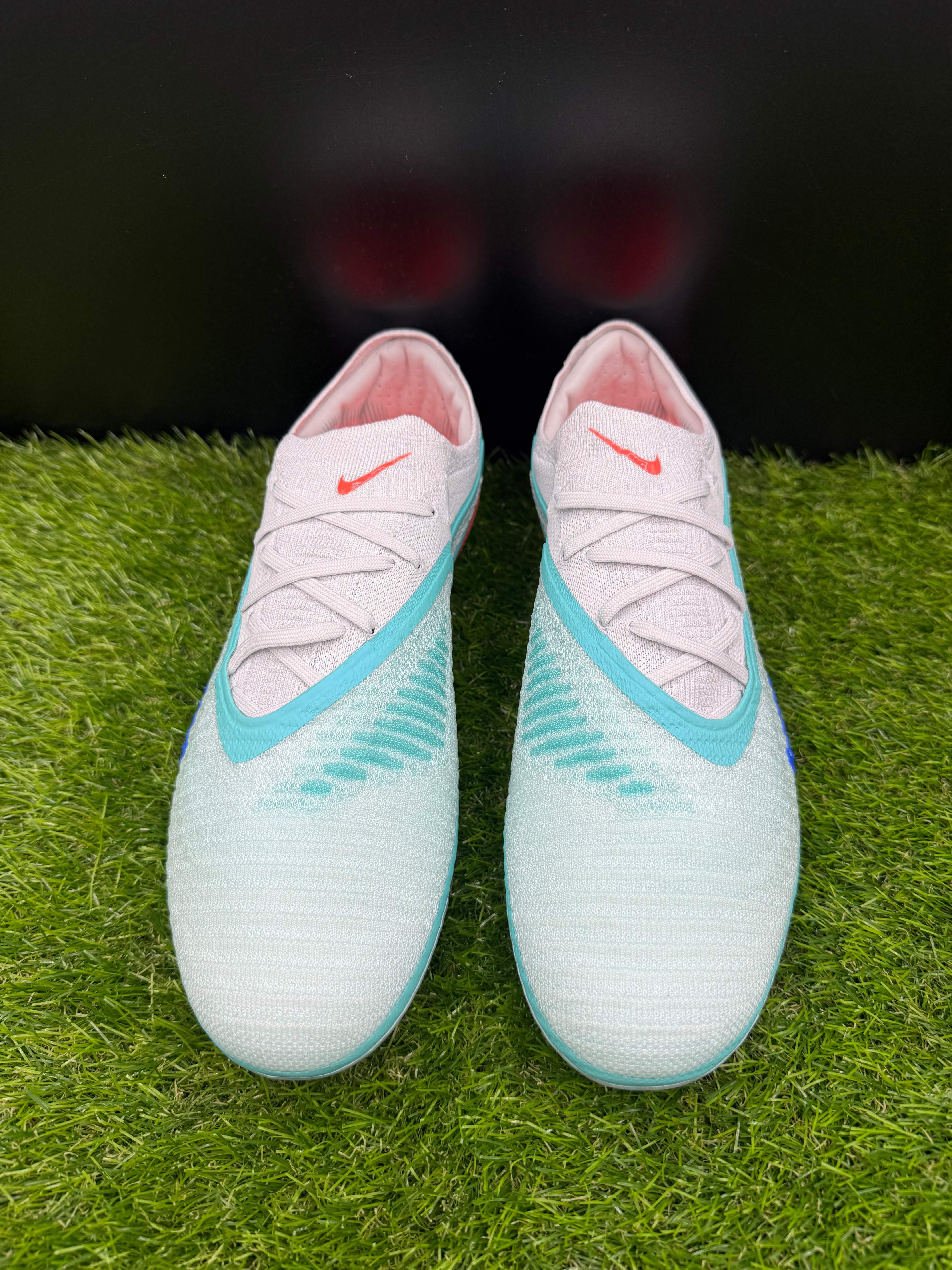 Nike Phantom 6 Low Elite NU2 SG-Pro