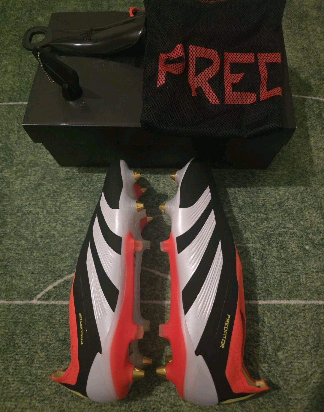 Adidas Predator Elite LL SG Football Boots