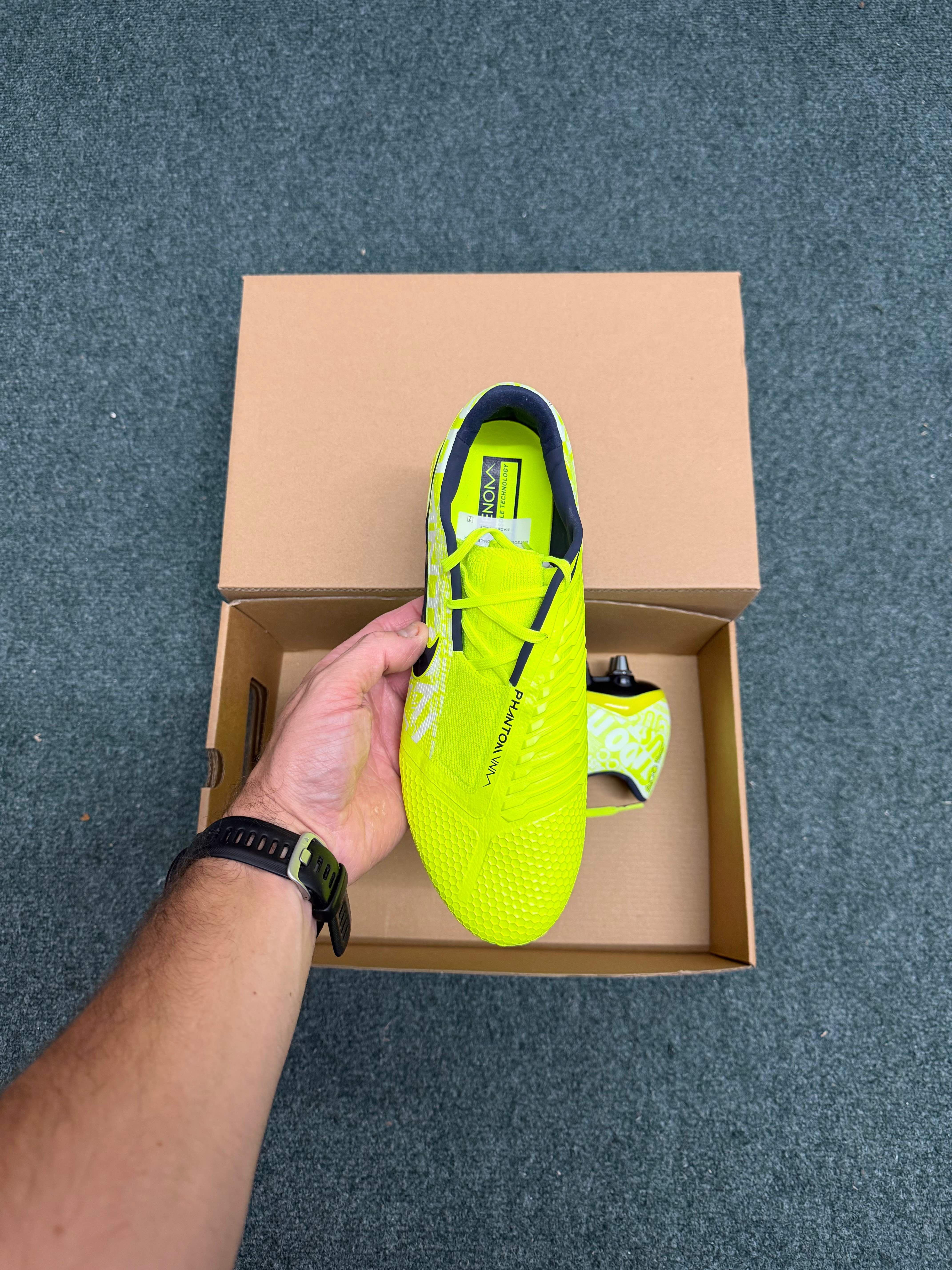 Nike Phantom VNM Elite SG-Pro