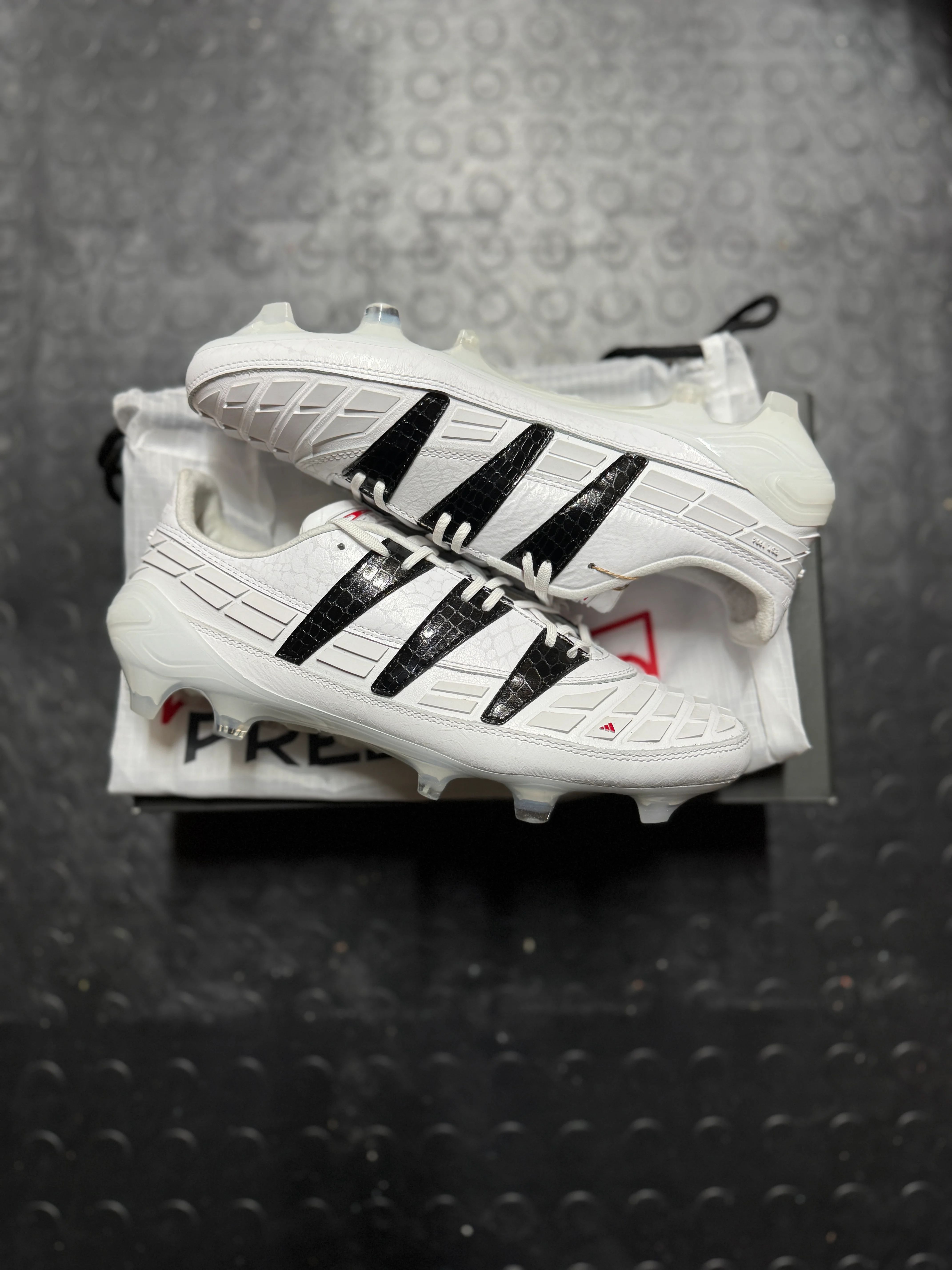 Adidas Predator Elite 94 Remake FG - White / Black