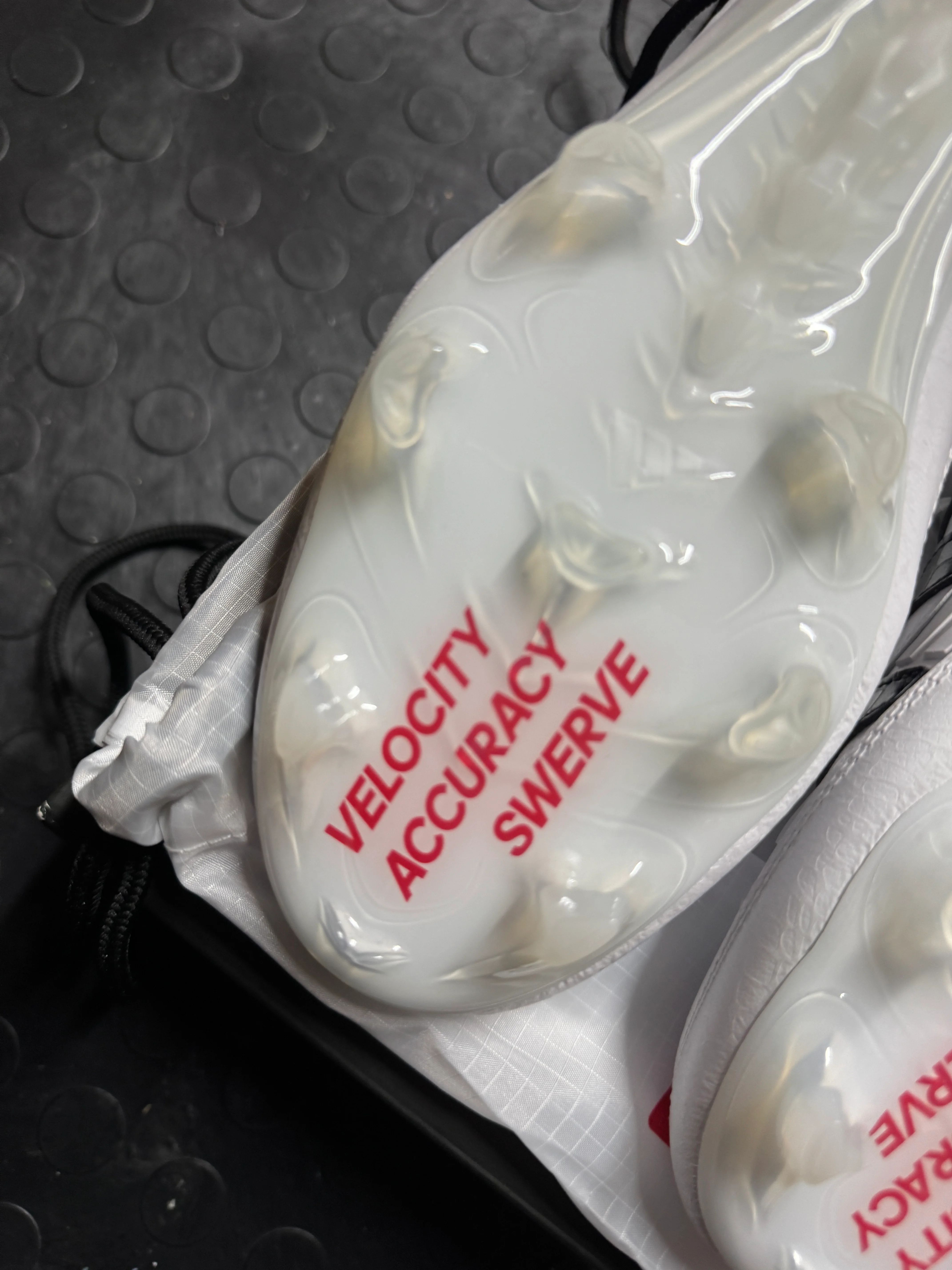 Adidas Predator Elite 94 Remake FG - White / Black