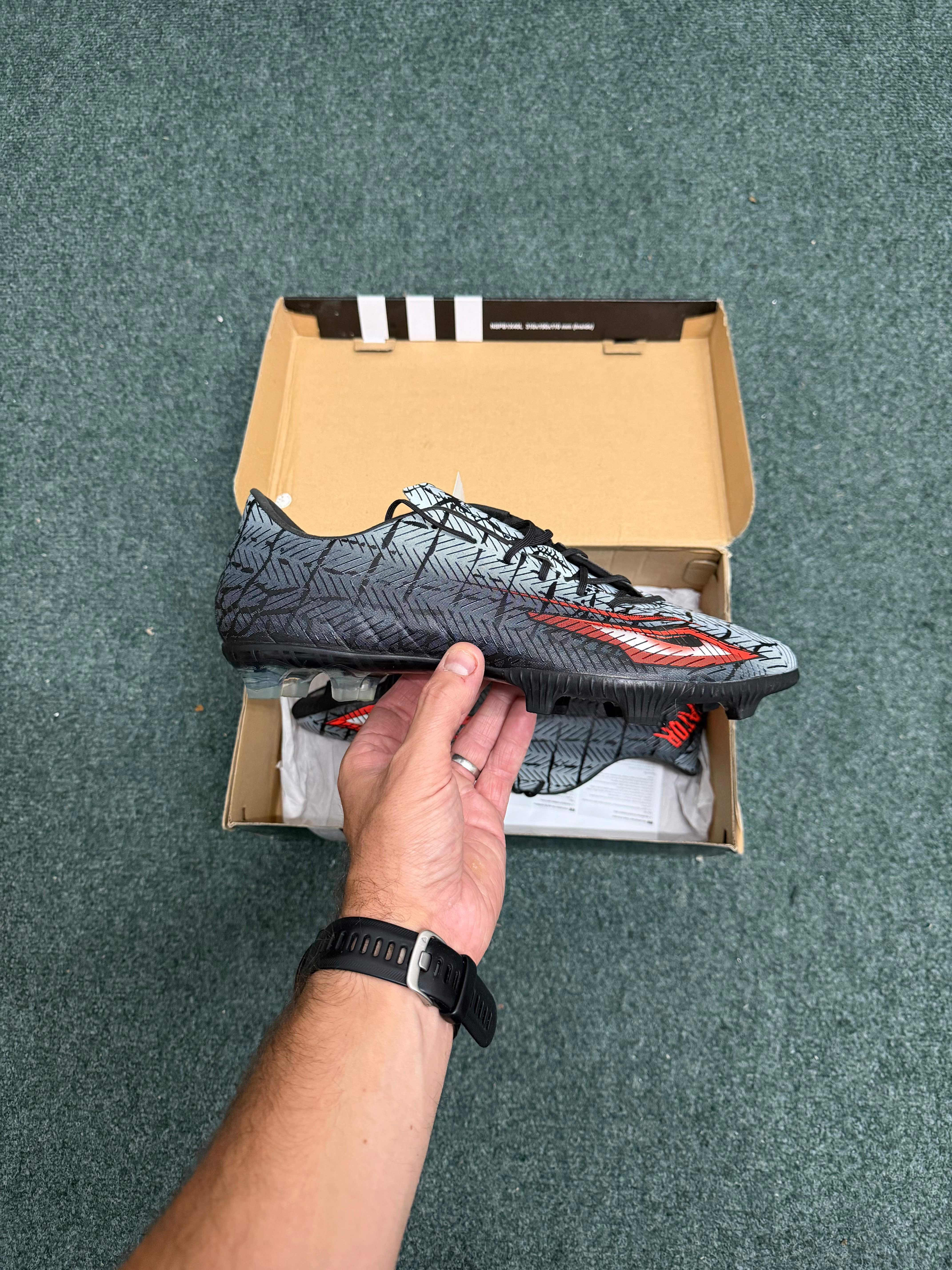 Adidas Predator Instinct FG 'Eyes'