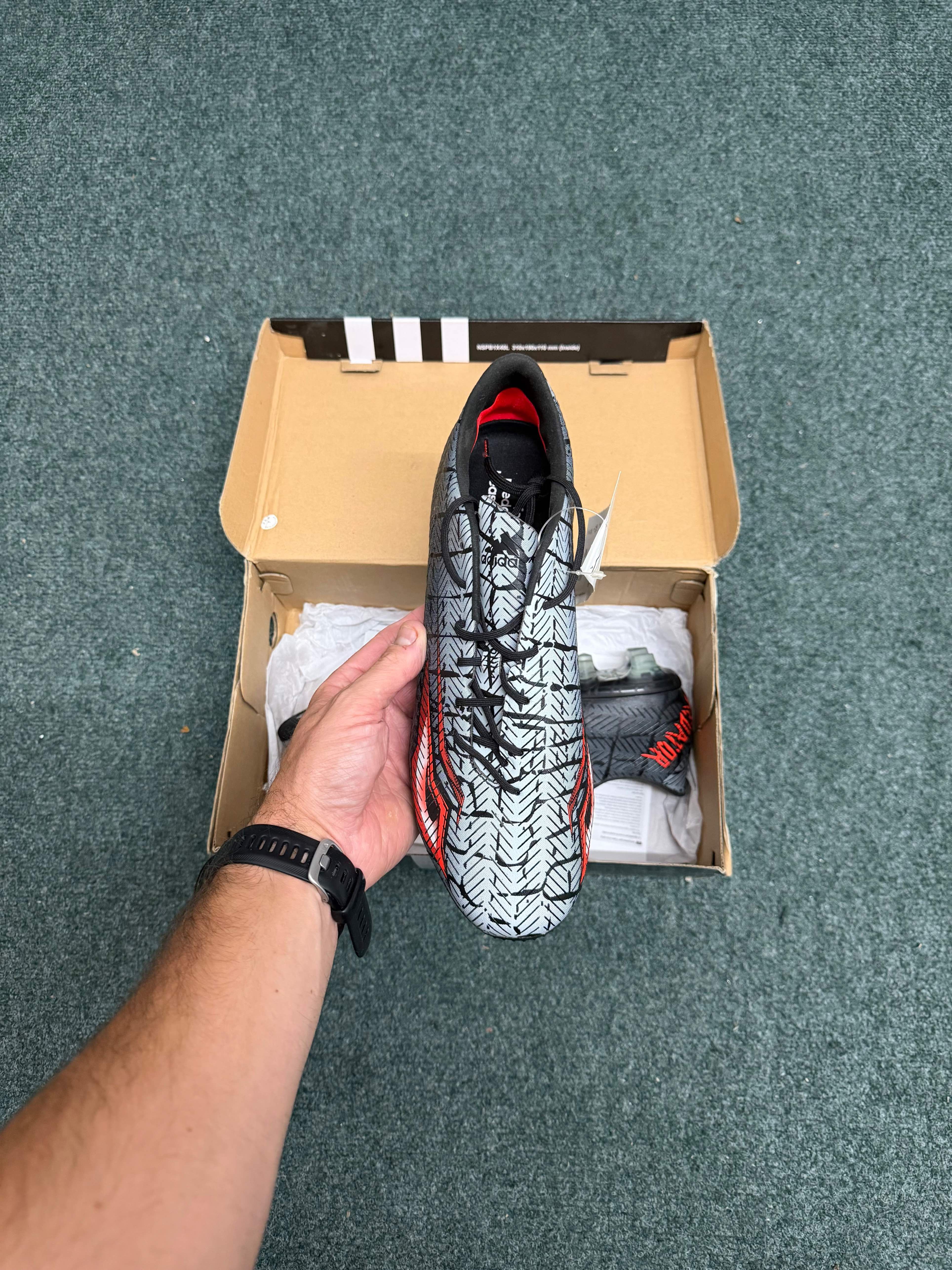 Adidas Predator Instinct FG 'Eyes'