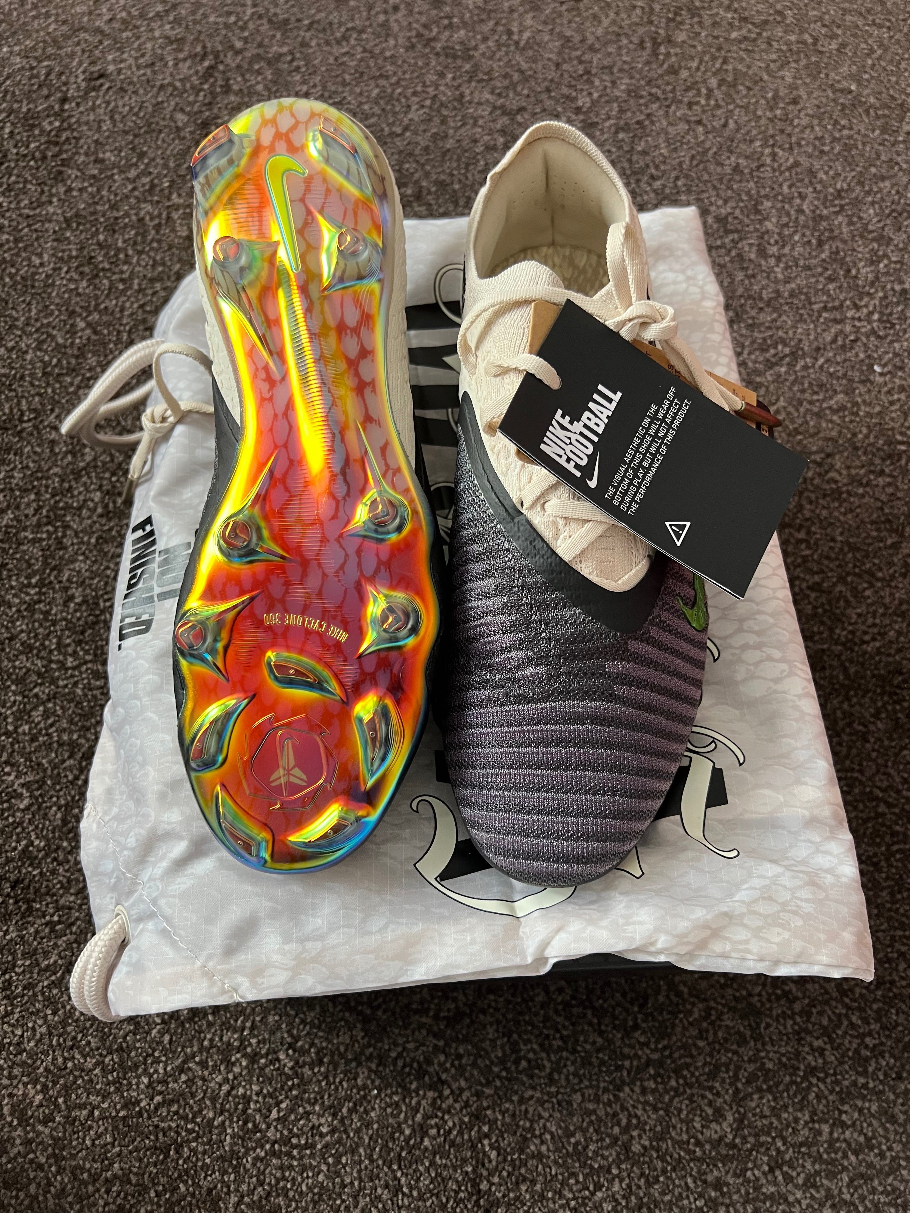 Nike Phantom 6 x Kobe 