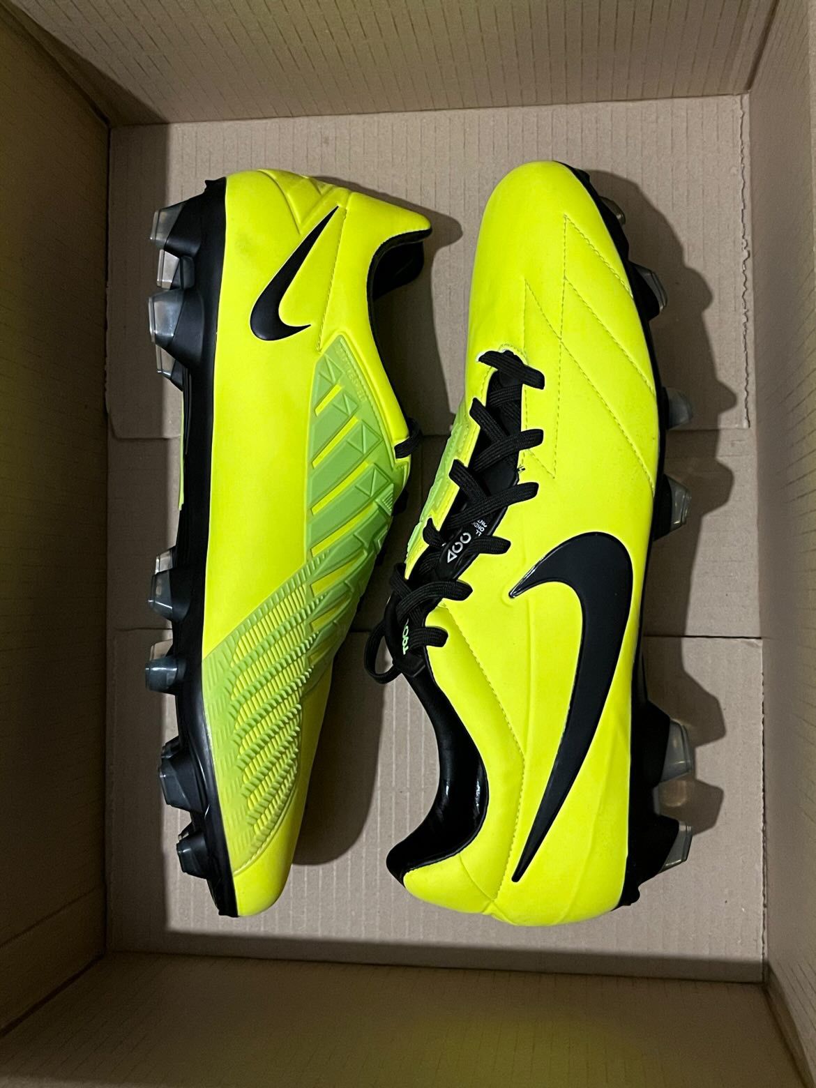 NIKE TOTAL90 LASER IV ACC FG