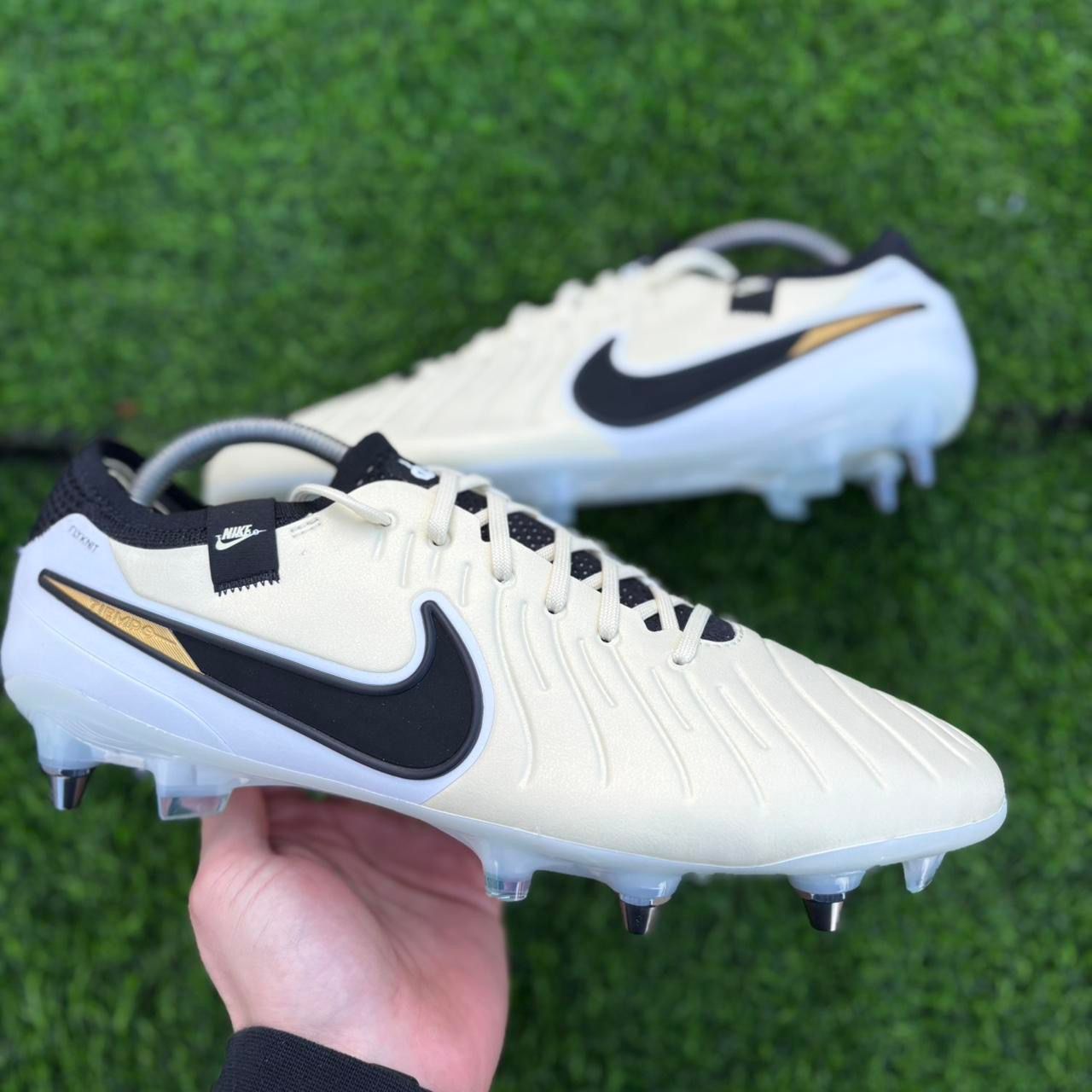 Nike Tiempo Legend 10 Elite SG Football Boots –Size 9