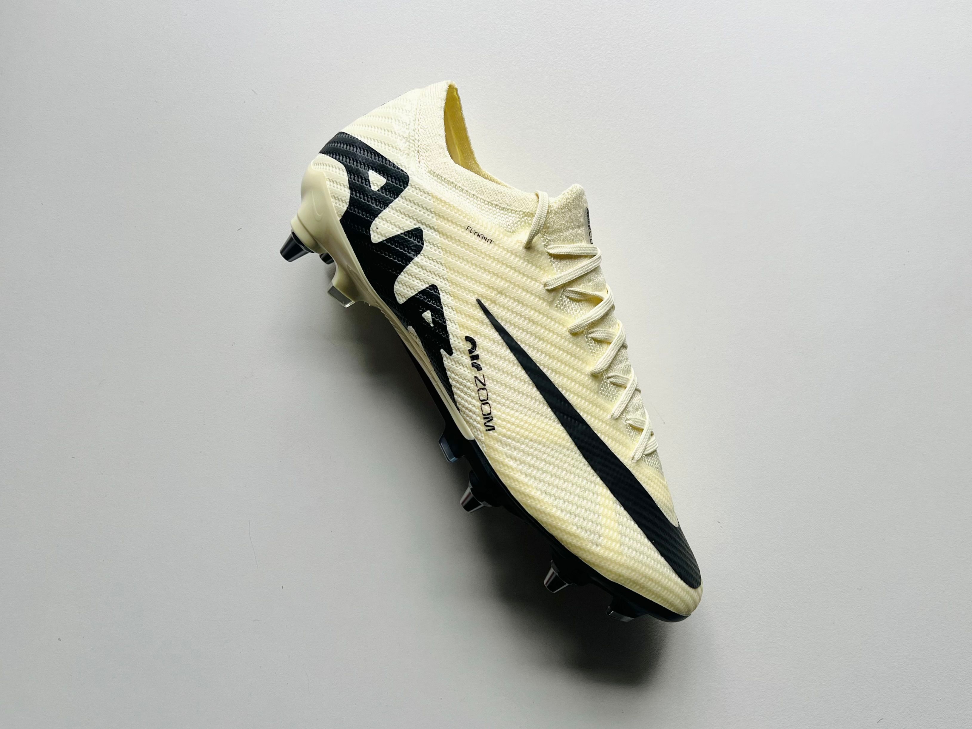 Nike Air Zoom Mercurial Vapor 15 Elite Mad Ready Pack - Lemonade / Black SG Pro