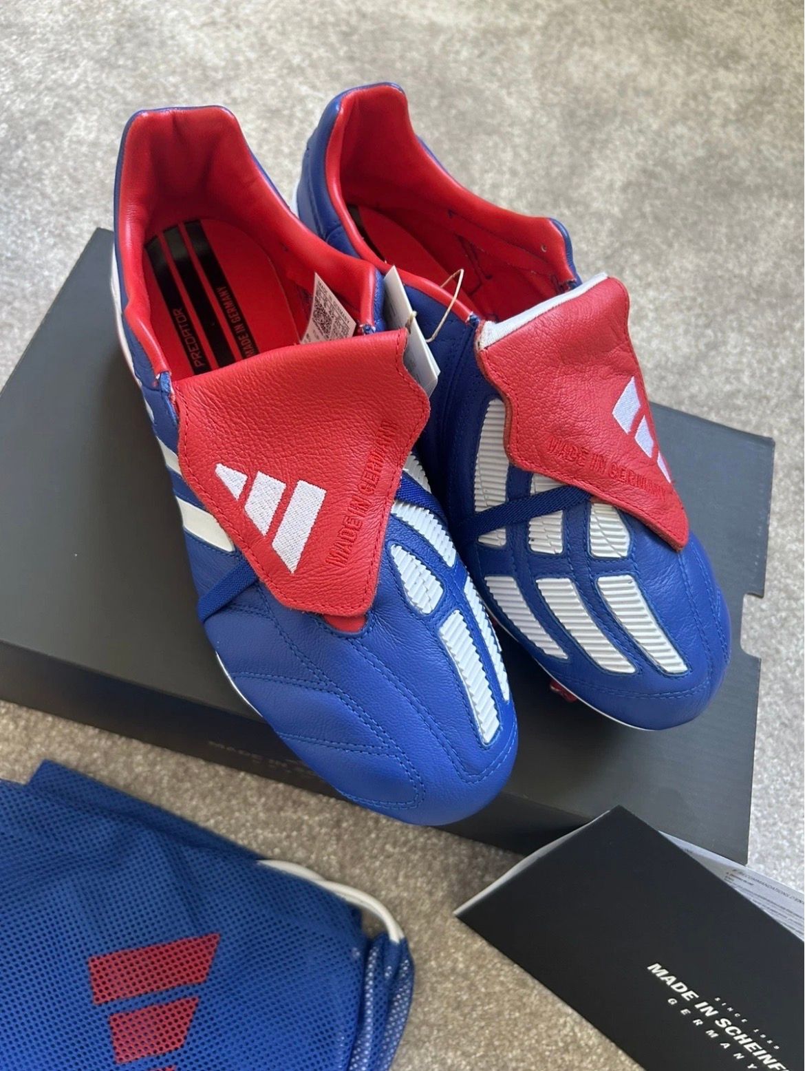 Predator Mania Blue FG MIG