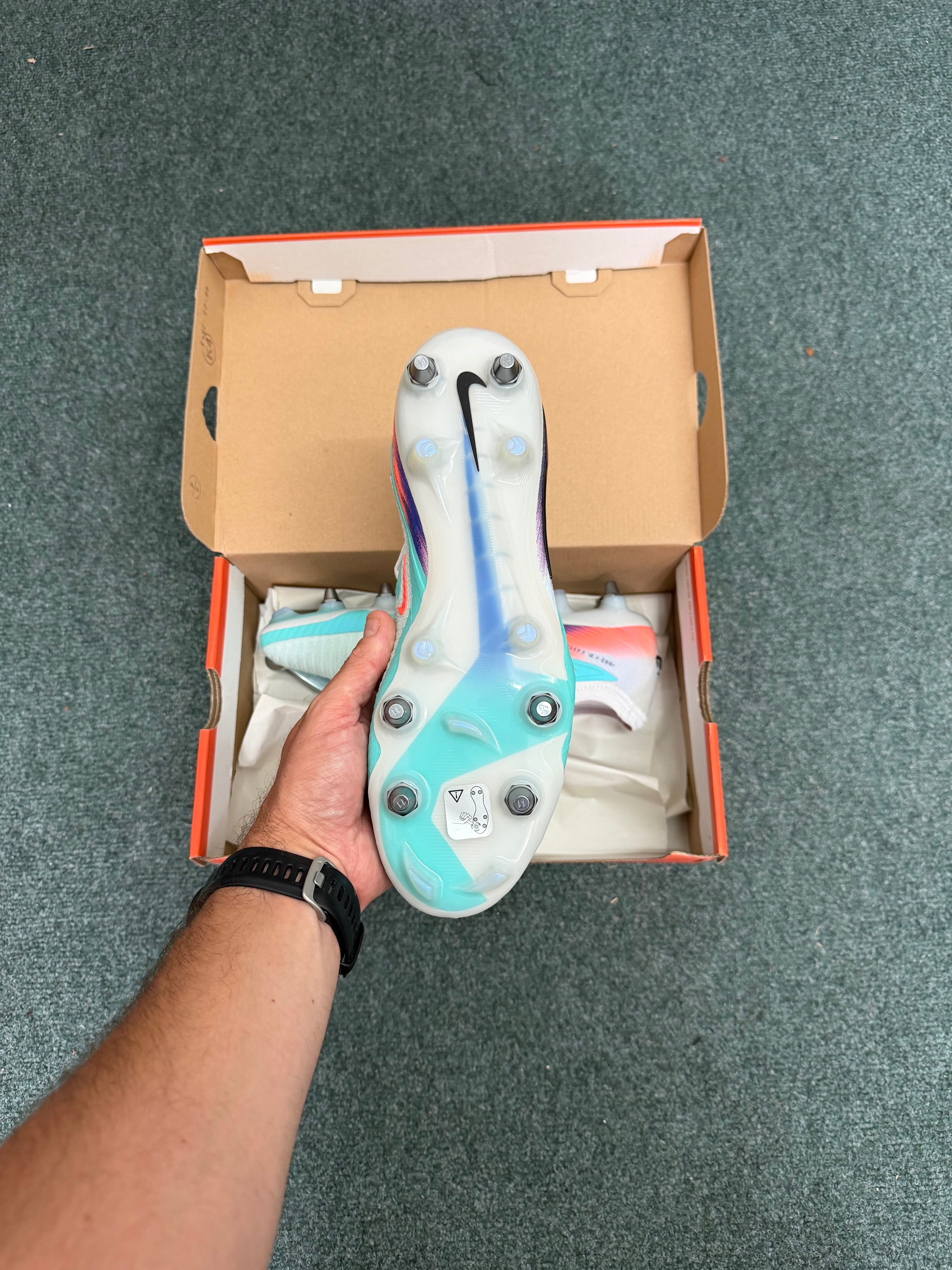 Nike Phantom 6 Elite Low SG Pro