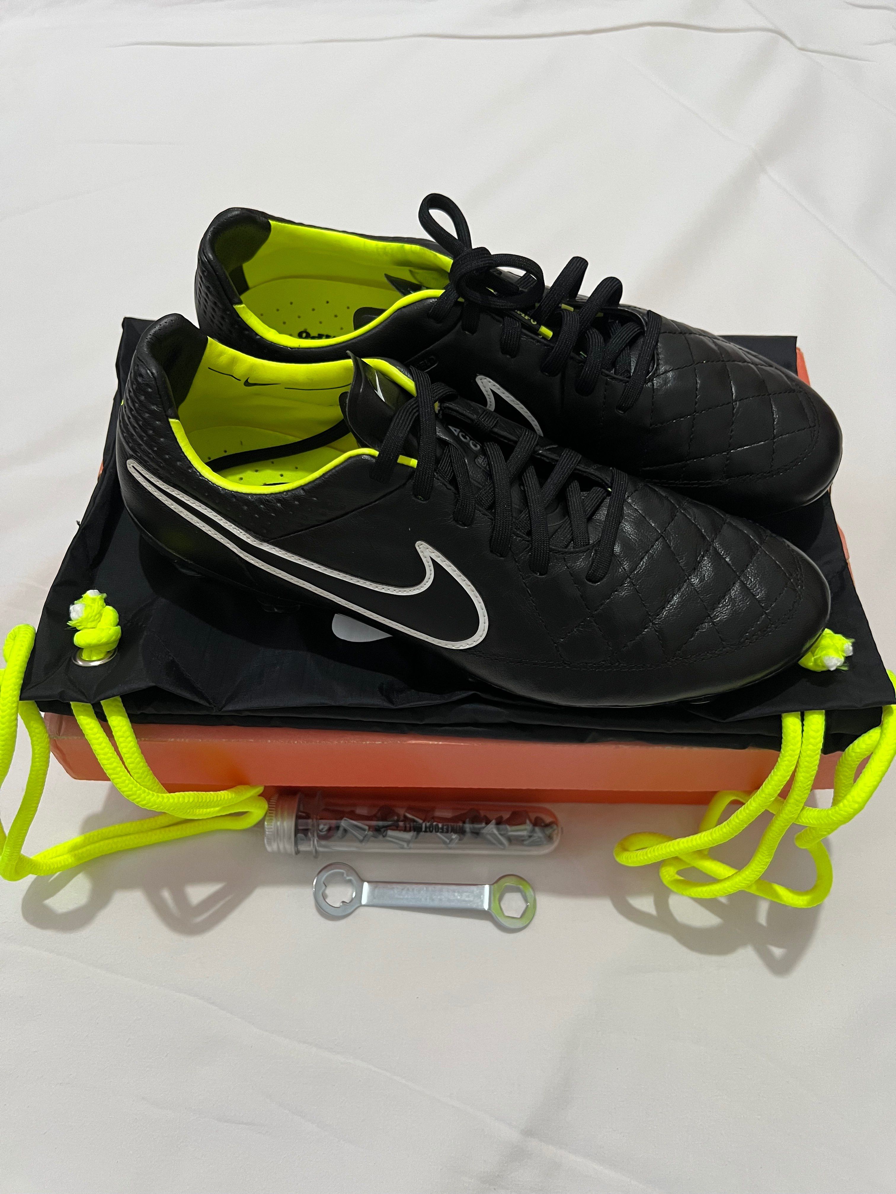 Nike Tiempo Legend V Elite SG-Pro – UK 8 – Brand New – Box, Bag & Extra Studs
