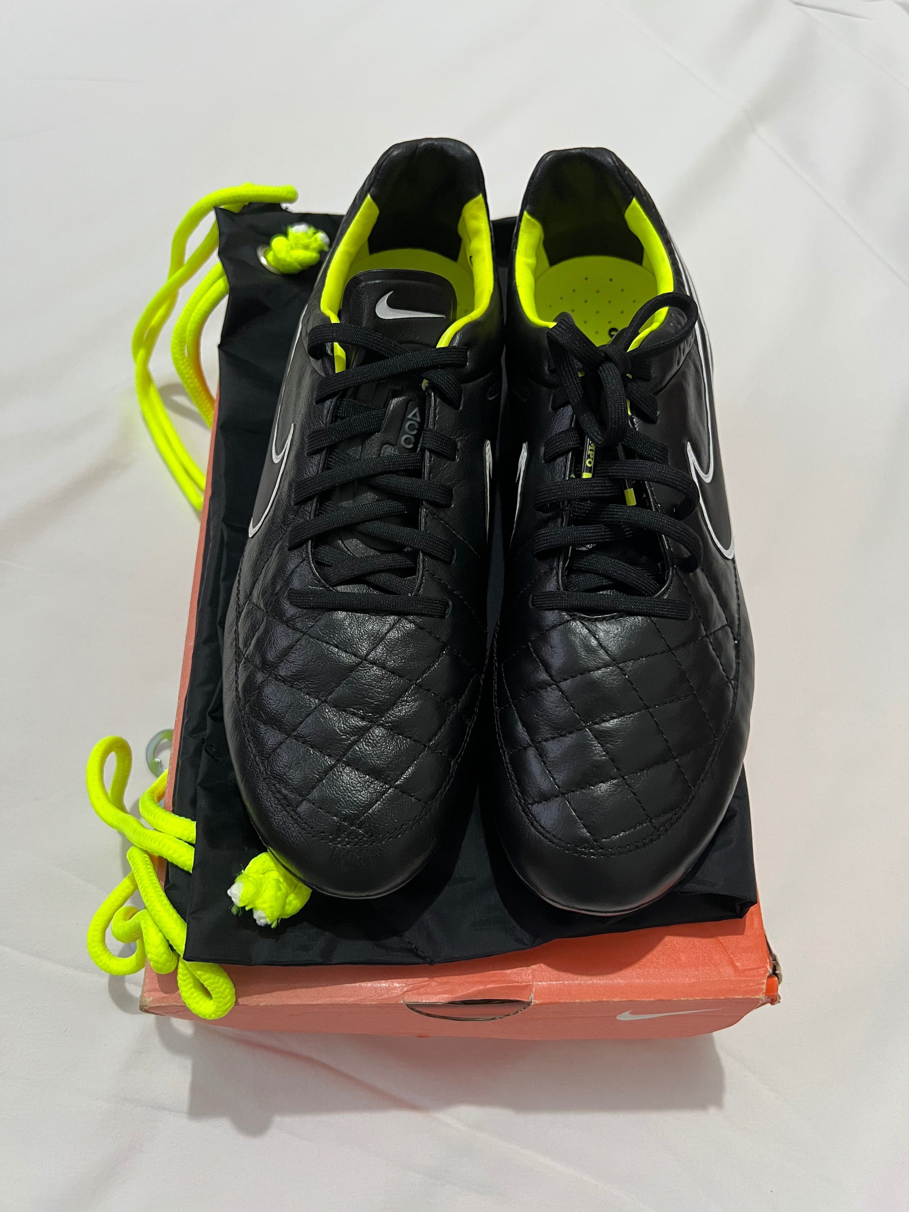 Nike Tiempo Legend V Elite SG-Pro – UK 8 – Brand New – Box, Bag & Extra Studs
